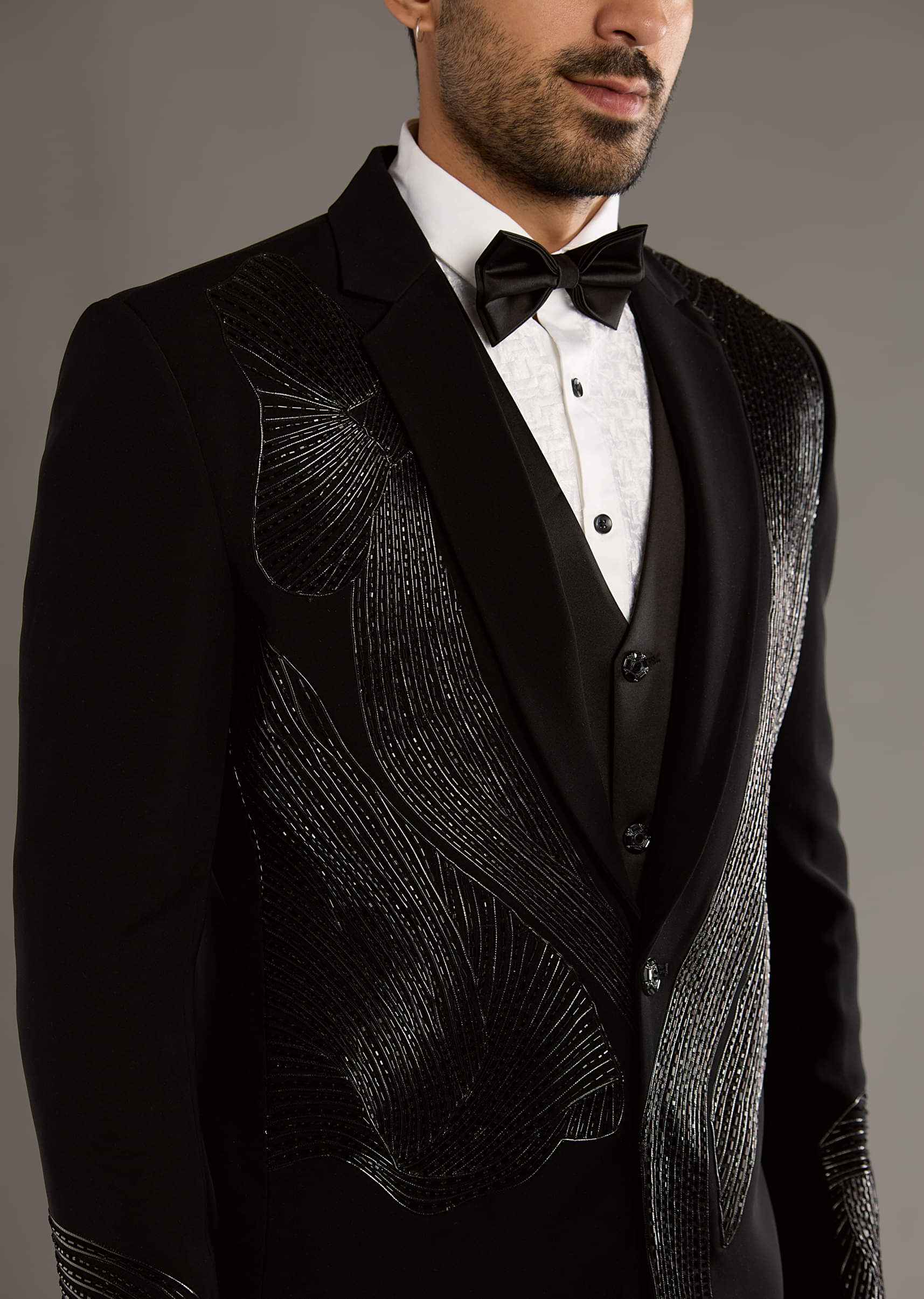 black-tuxedo-for-men-with-leather-and-dori-work-sg359554-2.jpg