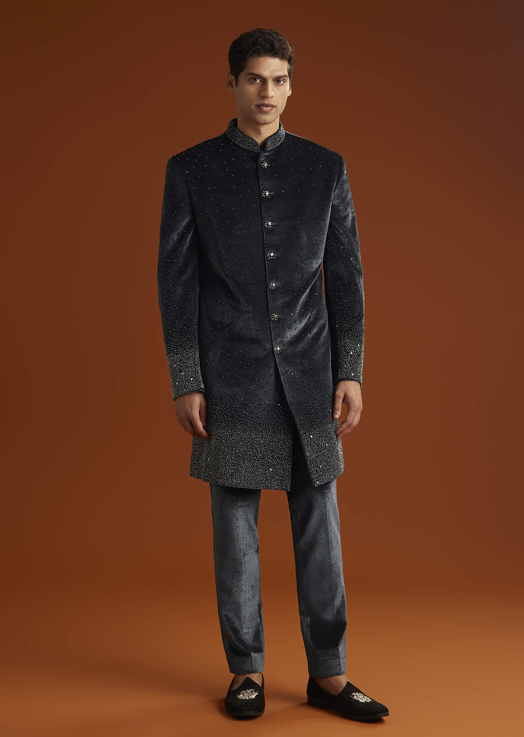 black-velvet-indo-western-set-for-men-with-stone-work-sg343988-1.jpg