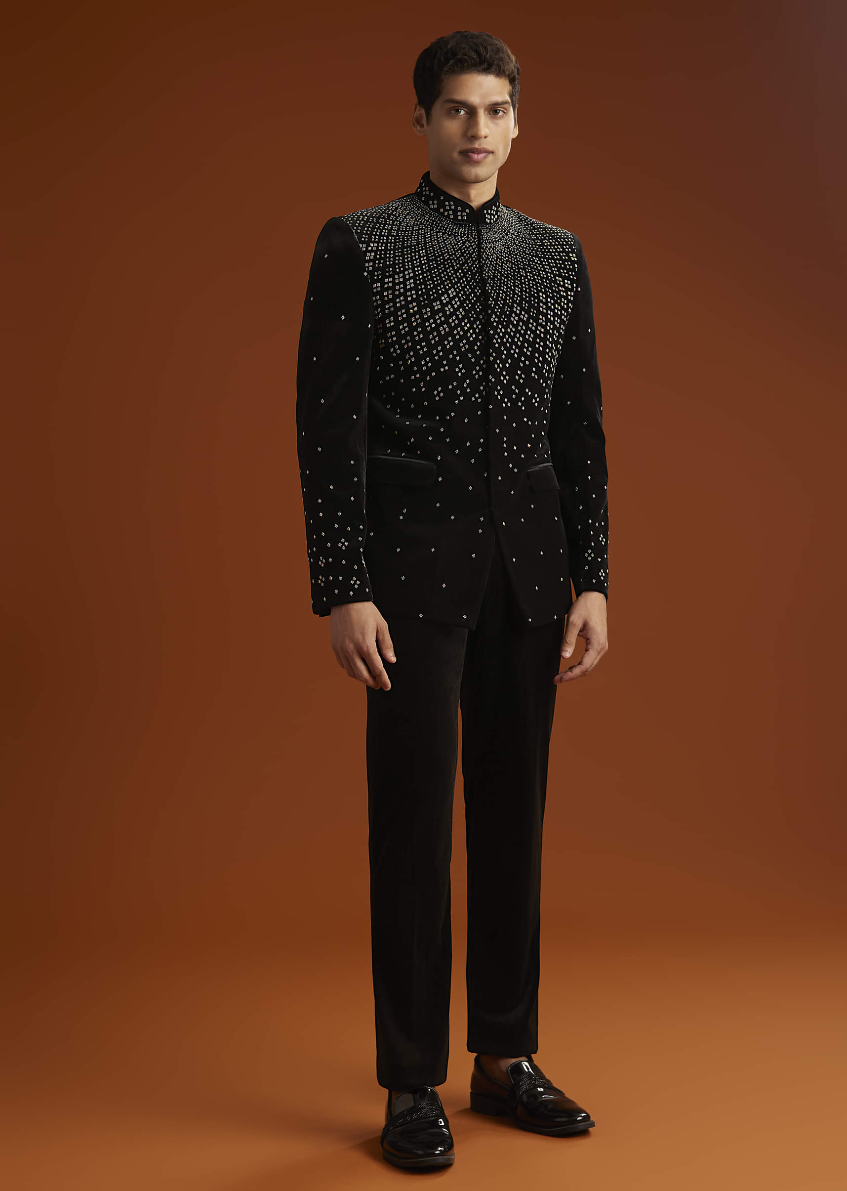 black-velvet-jodhpuri-suit-for-men-with-beads-work-sg344066-1.jpg
