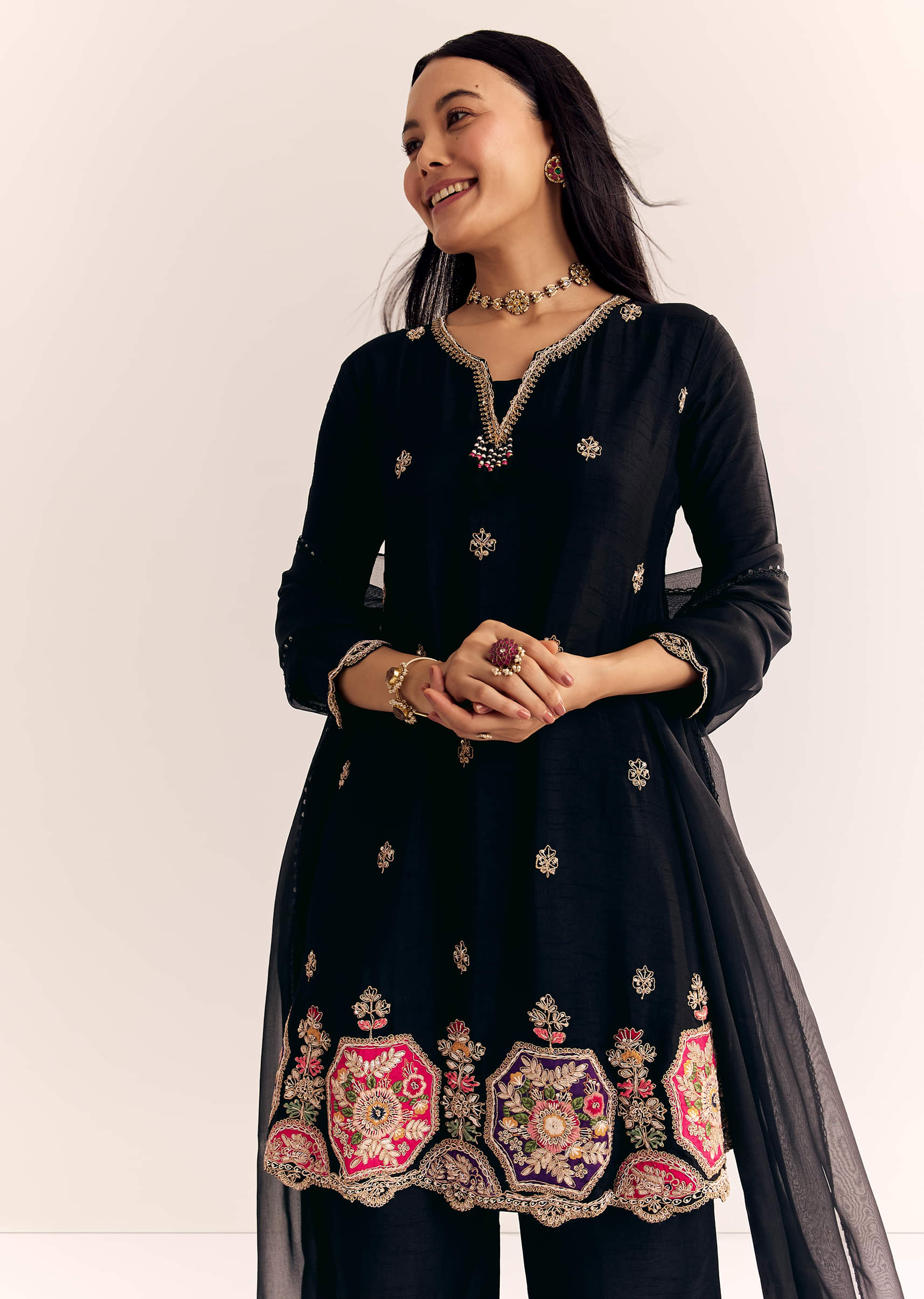 black-zardosi-work-dola-silk-kurta-and-organza-dupatta-suit-sg324470-1_5b44f53e-6976-463d-92aa-492122f2e082.jpg