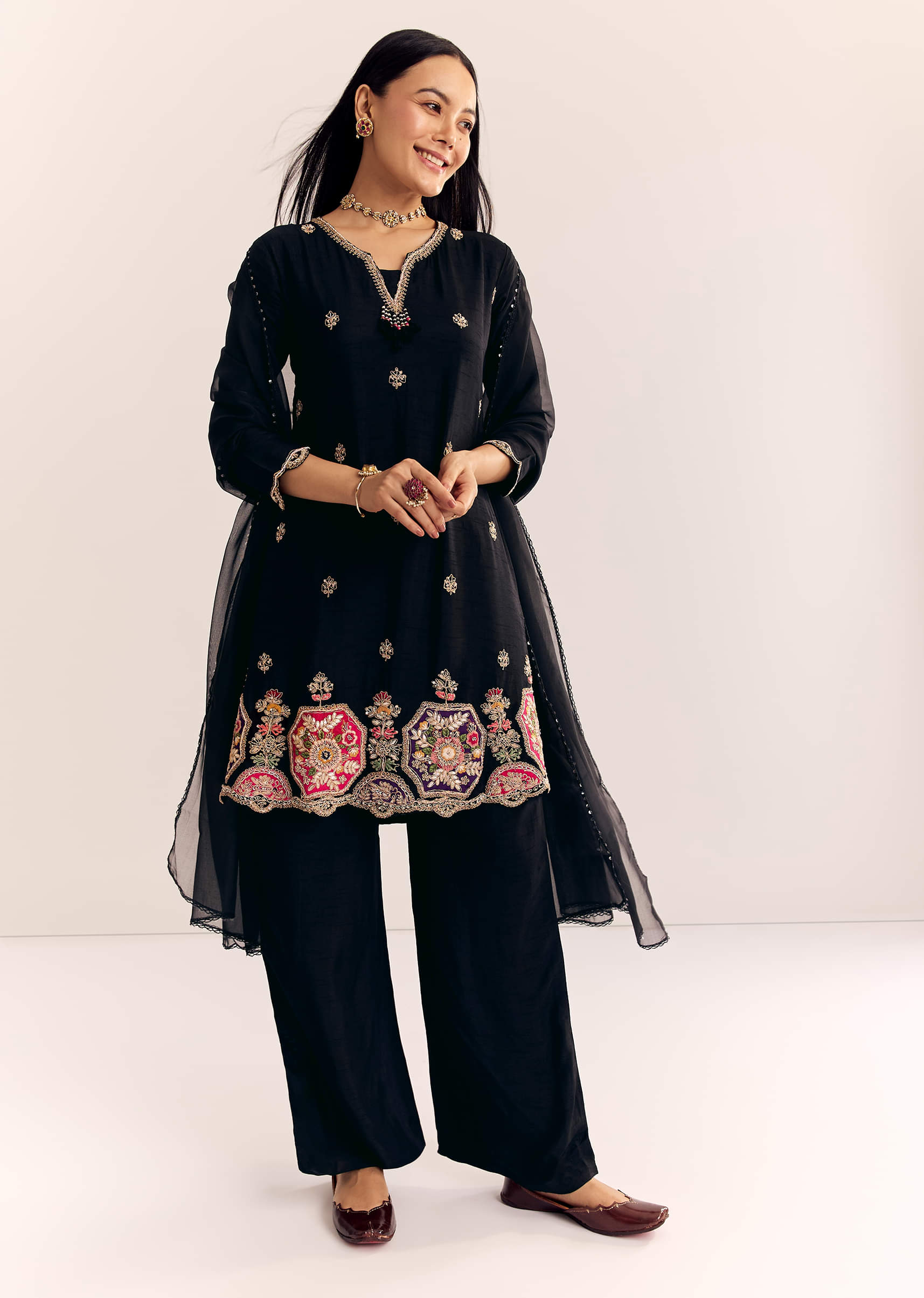 black-zardosi-work-dola-silk-kurta-and-organza-dupatta-suit-sg324470-2_70e59b2b-7ce0-4a5a-b4c9-cbeb1731da14.jpg