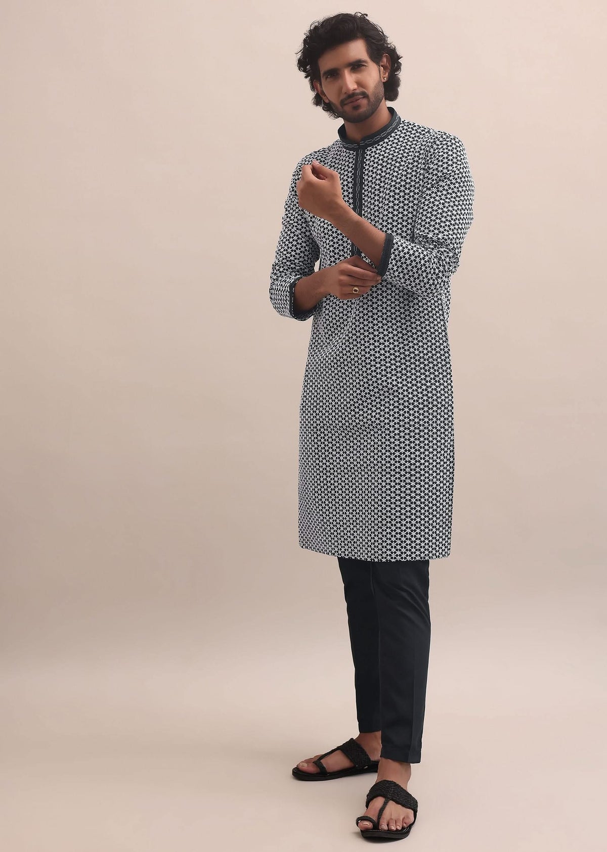 black_and_white_lucknowi_cotton_kurta_set_for-sg227555_4_26da7fd4-00bb-4a5a-8f44-856716935629.jpg