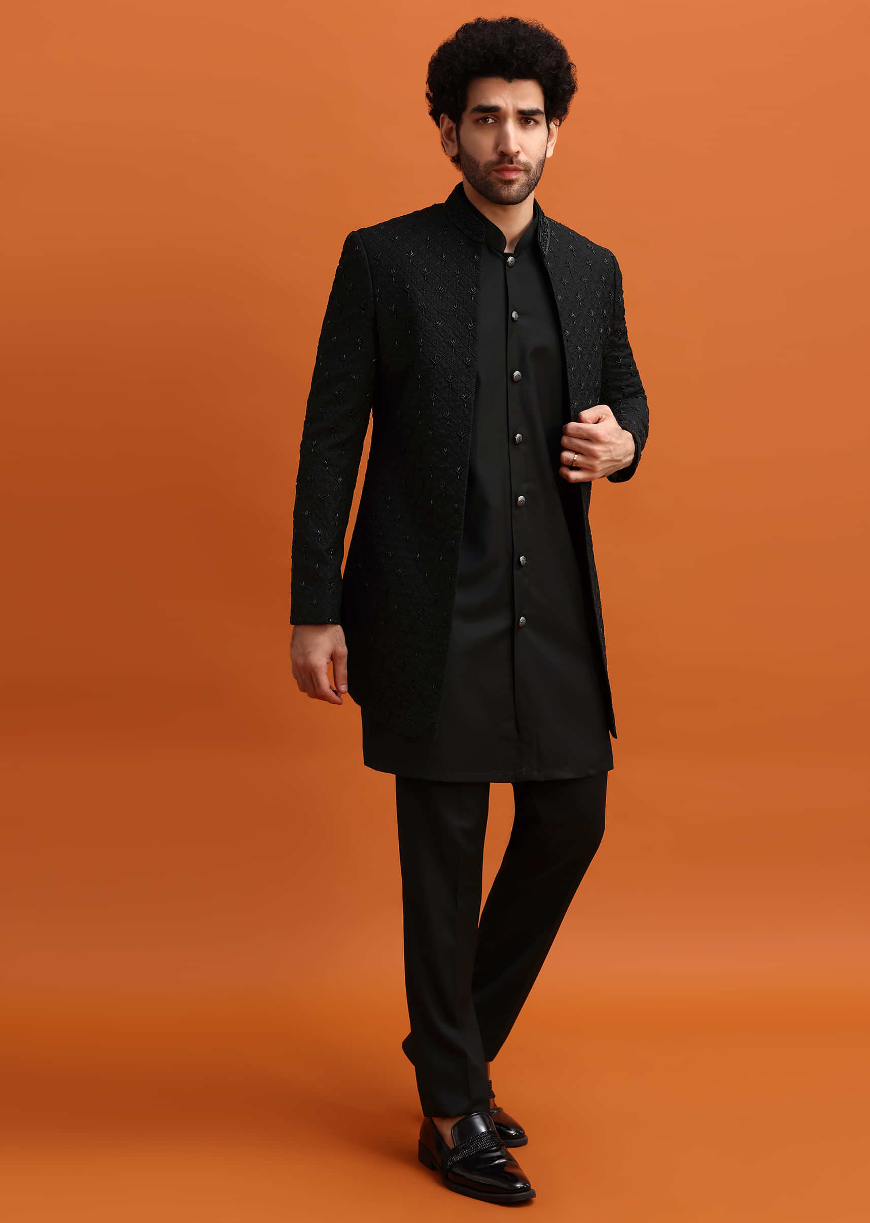 black_cutdana_embroidered_sherwani-sg228350_9_3d134666-4d17-4438-8bb8-f4fefbf52073.jpg