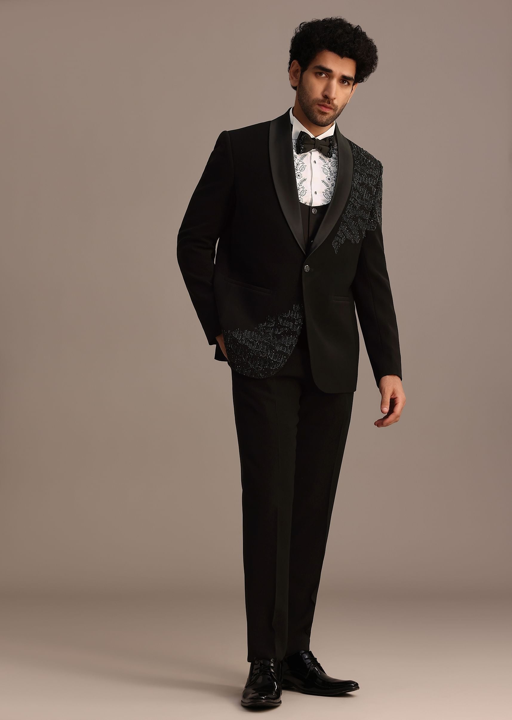 black_embellished_tuxedo_suit-sg252551_2_f2e6e114-cf9e-4430-86a1-25282eb2b12f.jpg