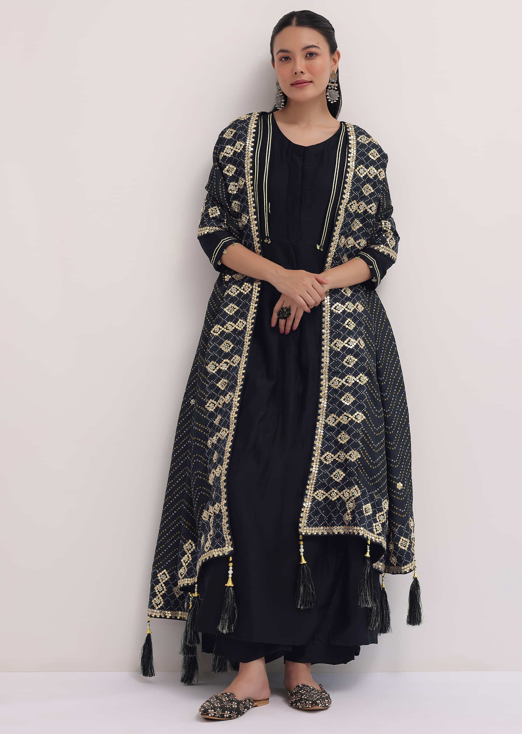 black_embroidered_chanderi_anarkali_set-sg234832_8_40a97997-f603-4088-a782-66368815822c.jpg