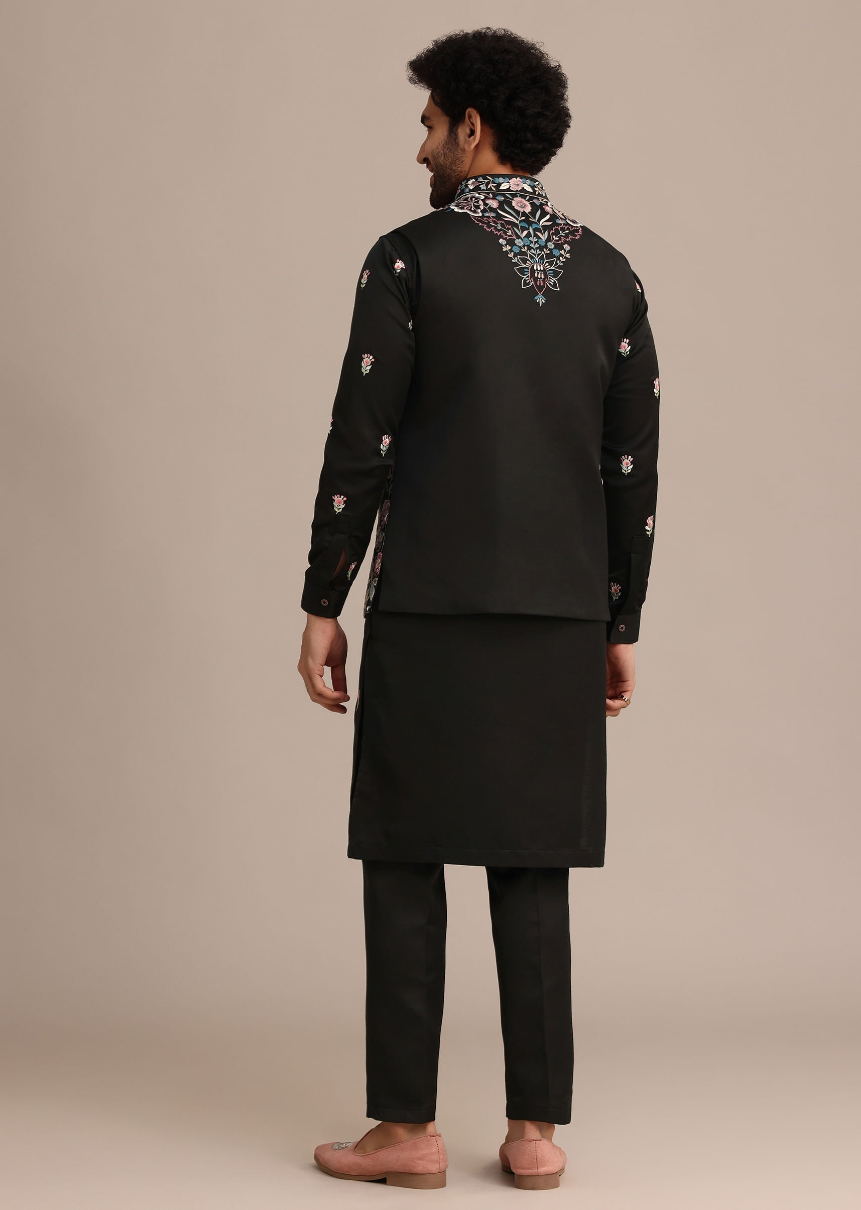 black_embroidered_jacket_kurta_set_in_linen-sg273120_8_222adf43-f3a8-4129-a61d-d6cd56ecfc2d.jpg