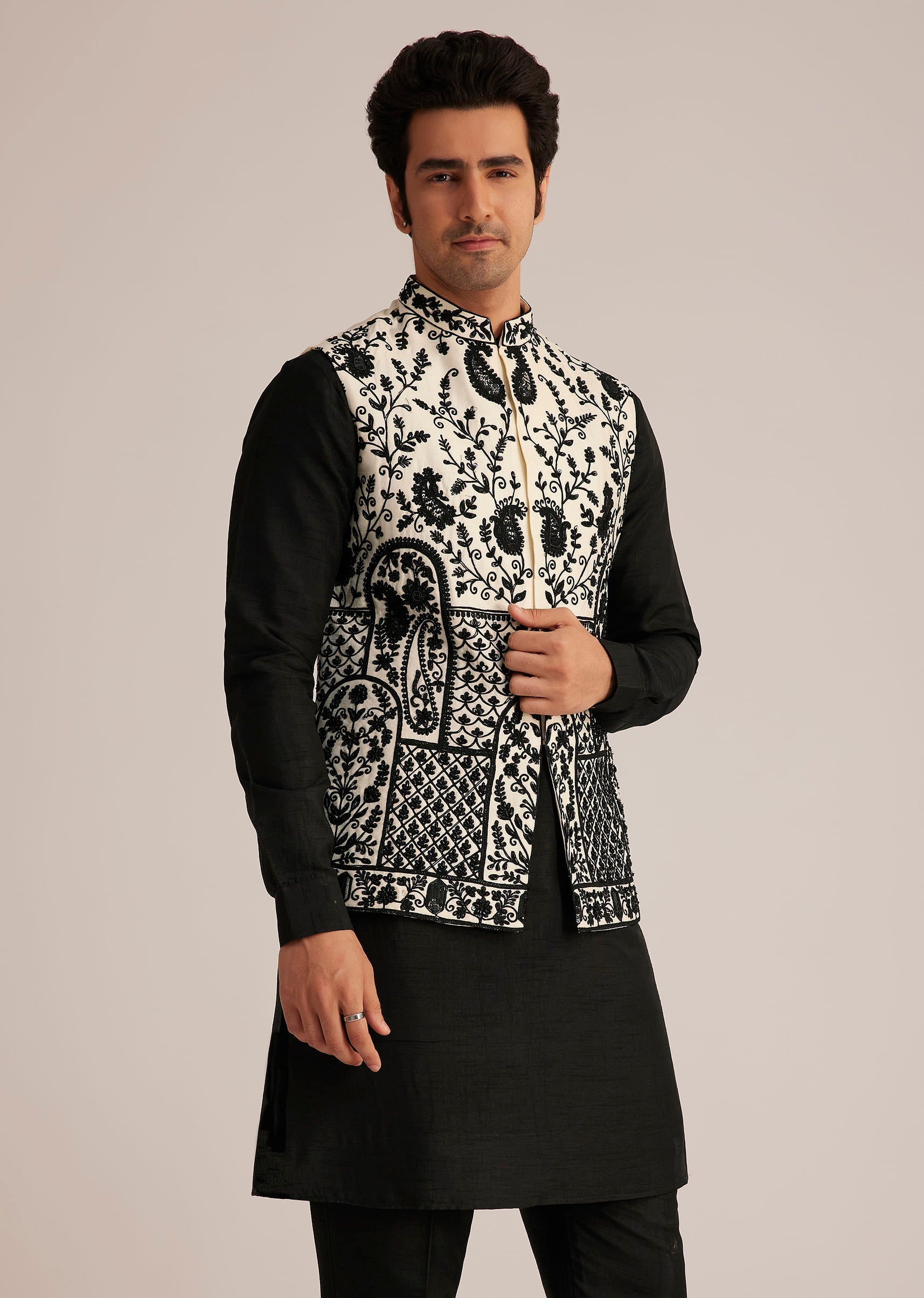black_embroidered_nehru_jacket_set-sg259773_7_a7a32e80-181c-4320-89ea-0cae5a9150f5.jpg