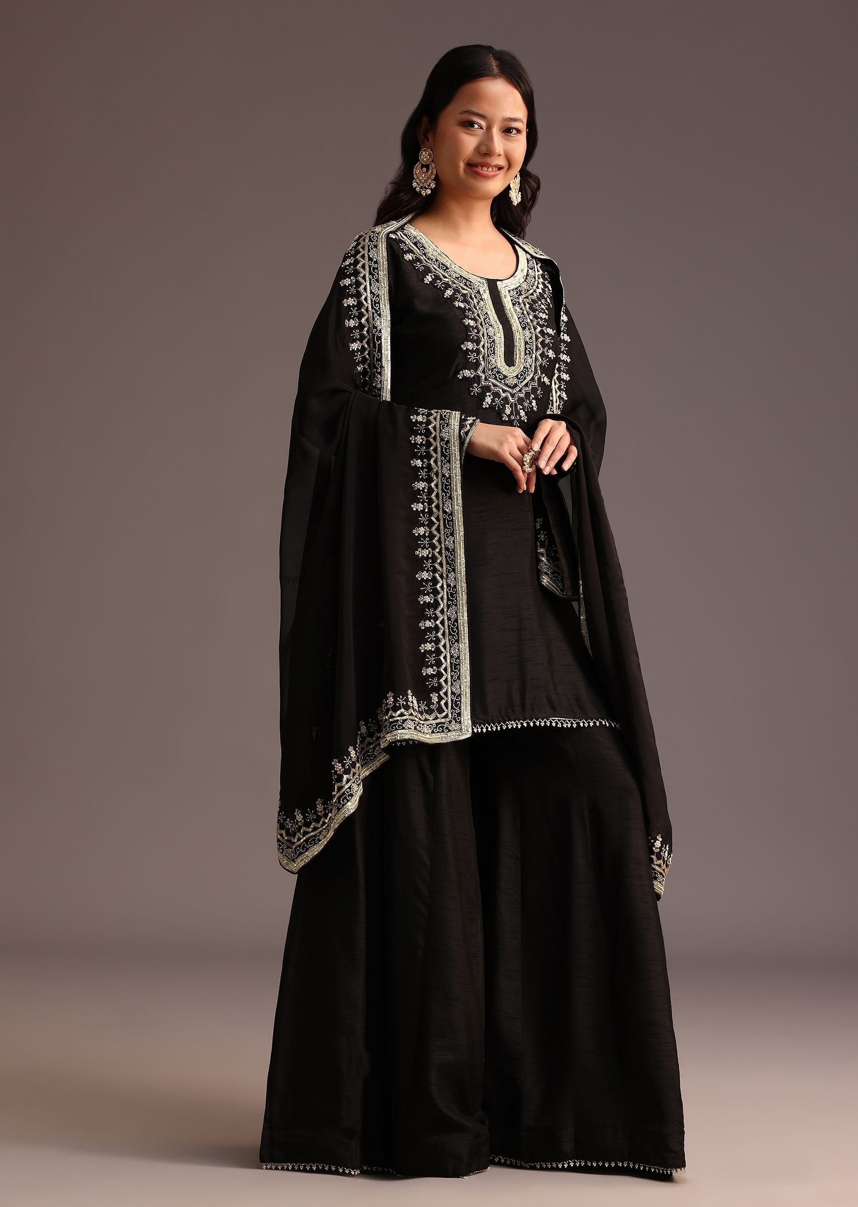 black_embroidered_palazzo_suit_with_chanderi_dupatta-sg265852_7_469bd3e1-69c5-464b-b61c-d0f07a631bea.jpg