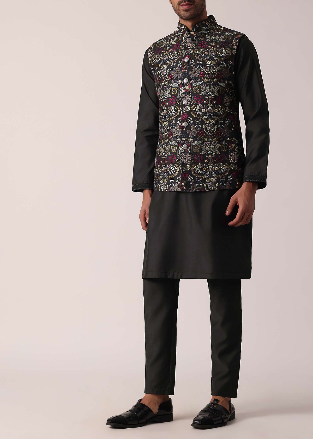 black_festive_jacket_kurta_set_for_men-sg214033_5_4415691a-81c3-4a2a-bbe0-5671577715e1.jpg