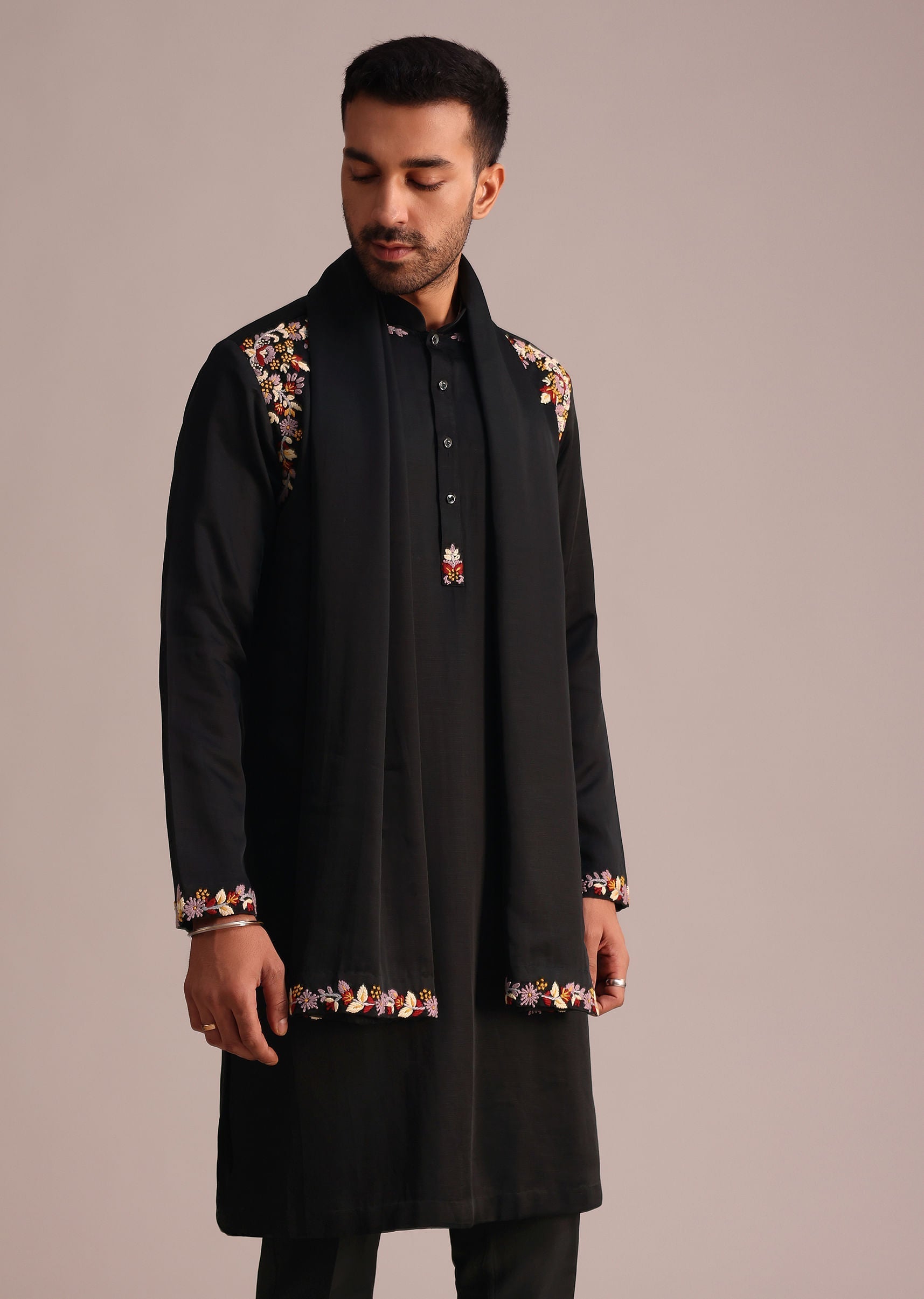 black_floral_hand_work_kurta_set_with_dupatta-sg229590_2_74c8176d-6ebb-474e-b1c6-23ddfb70e2ca.jpg