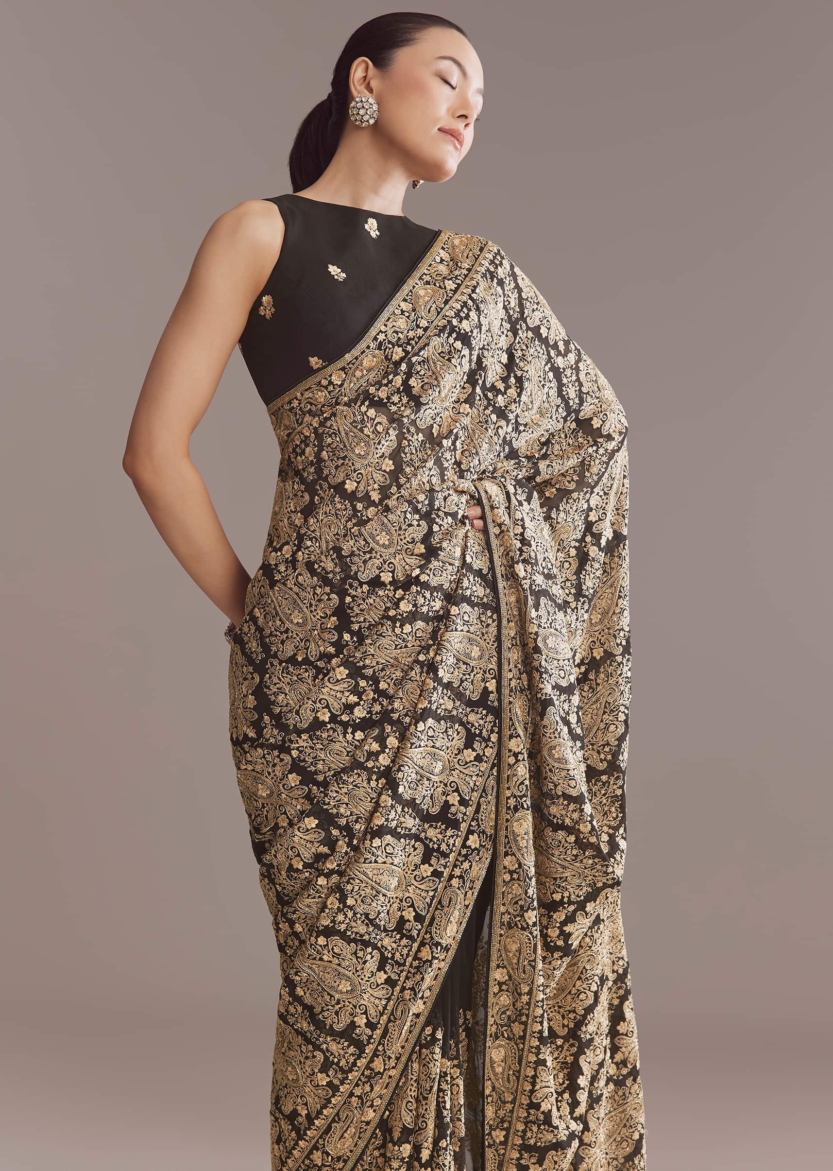 black_georgette_saree_with_kashmiri_kashida-sg337724-9_5.jpg