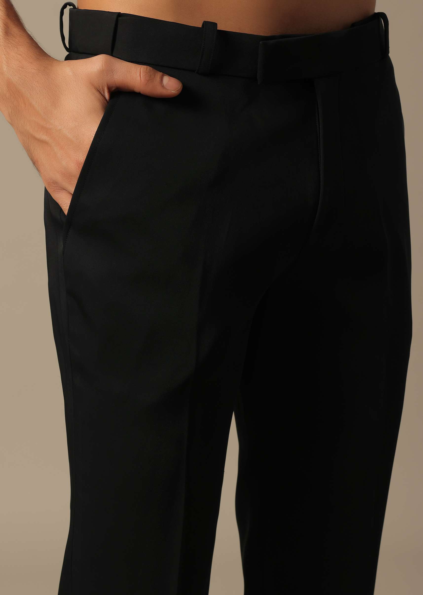 black_indowestern_set_for-sg204274_9_8f916bd7-df32-403f-a050-d8182e3704a3.jpg