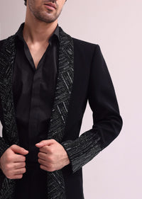 black_lapel_tuxedo_in_suiting_wi-sg231289_4_3e6fc1bf-95c8-48dc-8371-d1c4896cd3bb.jpg