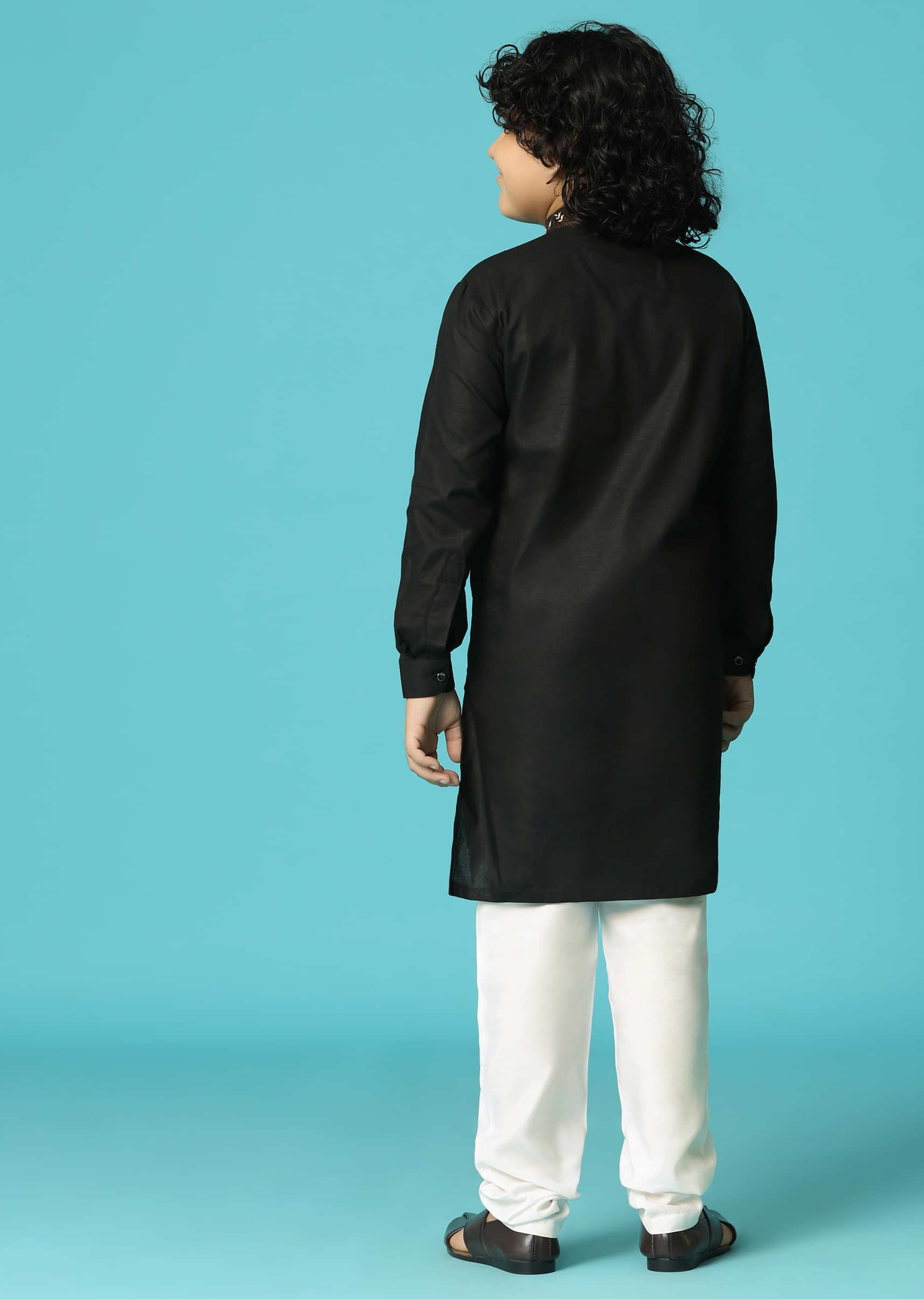black_linen_kurta_pant_with_resham_work_for_boys-sg241597_20_d38f9bc7-1b57-4ff4-8718-96535f315987.jpg