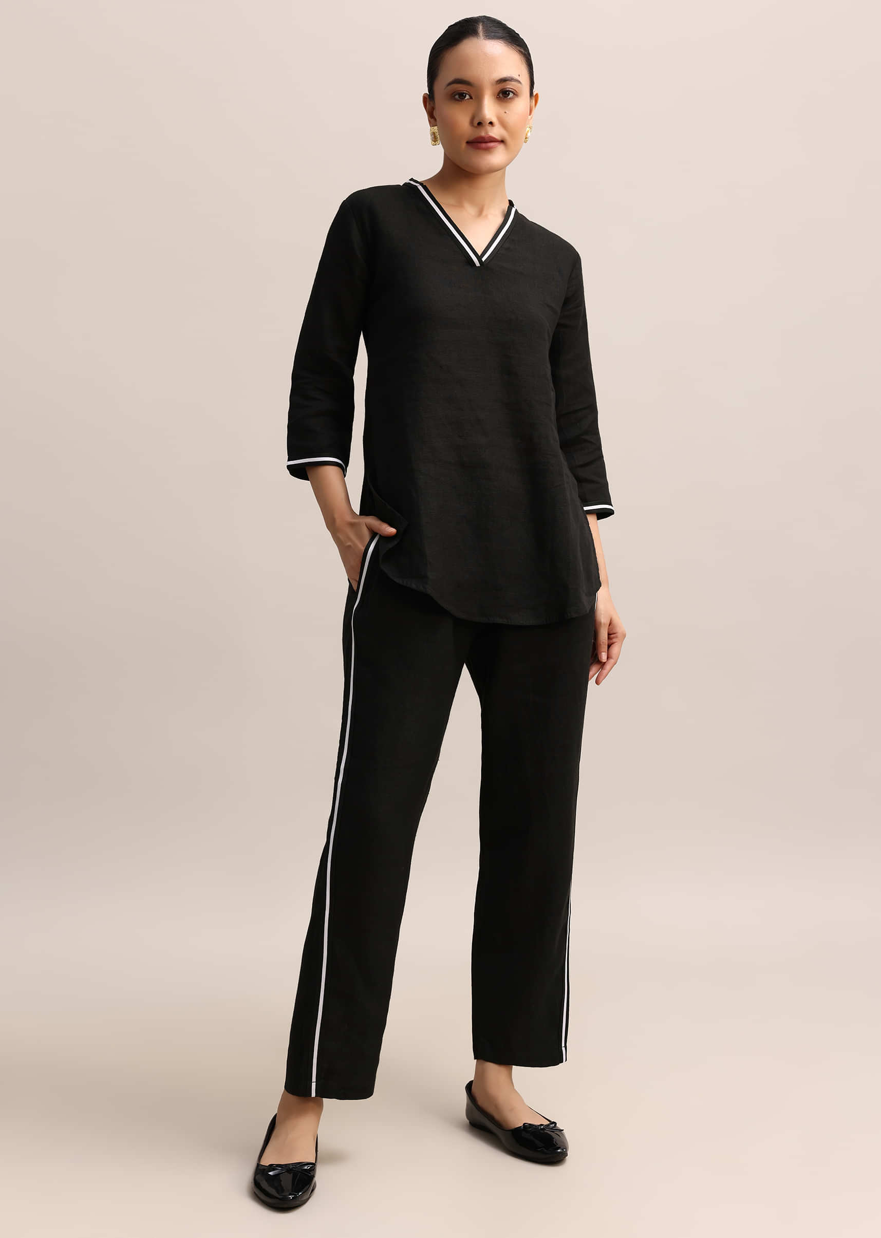 black_linen_top_and_pant_with_patch_work-sg242702_7_2342c039-506f-4a64-abbe-08daaee9a8cf.jpg