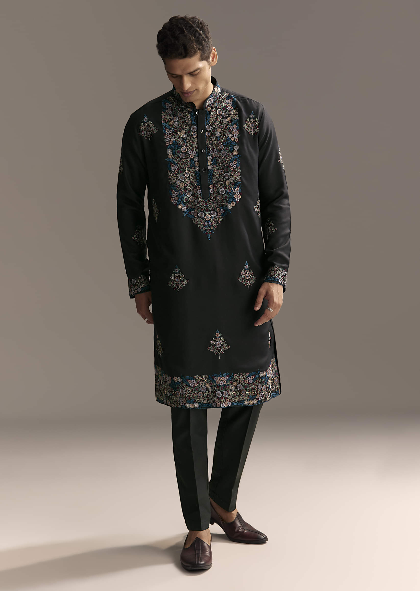 black_modal_kurta_set_for_men_with_floral_resham-sg322100-1-nosto_5.jpg