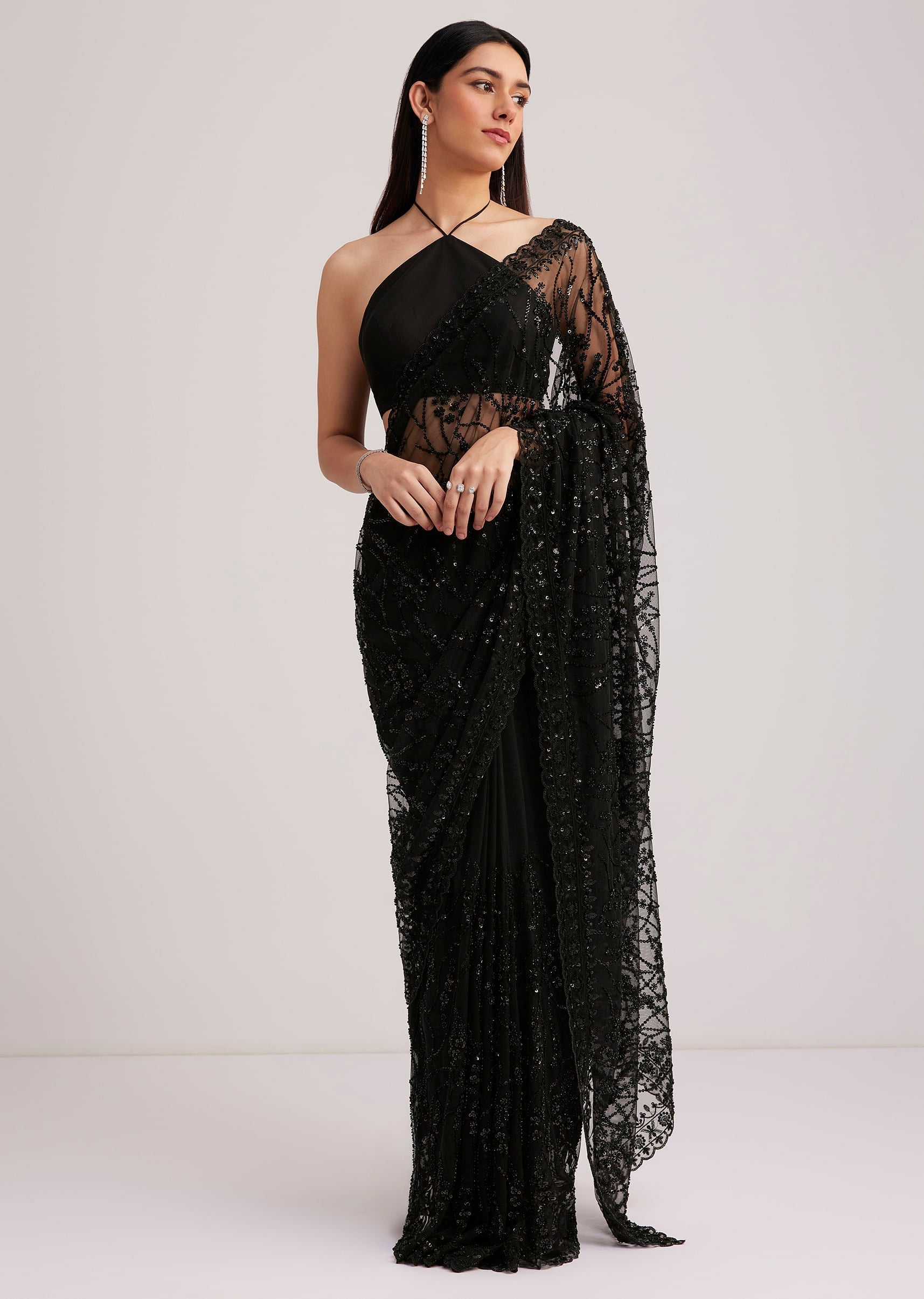 black_net_saree_heavy_embroidered_with_sequins-sg261876_15_21976366-75f8-41db-9bde-f532c0b563ae.jpg