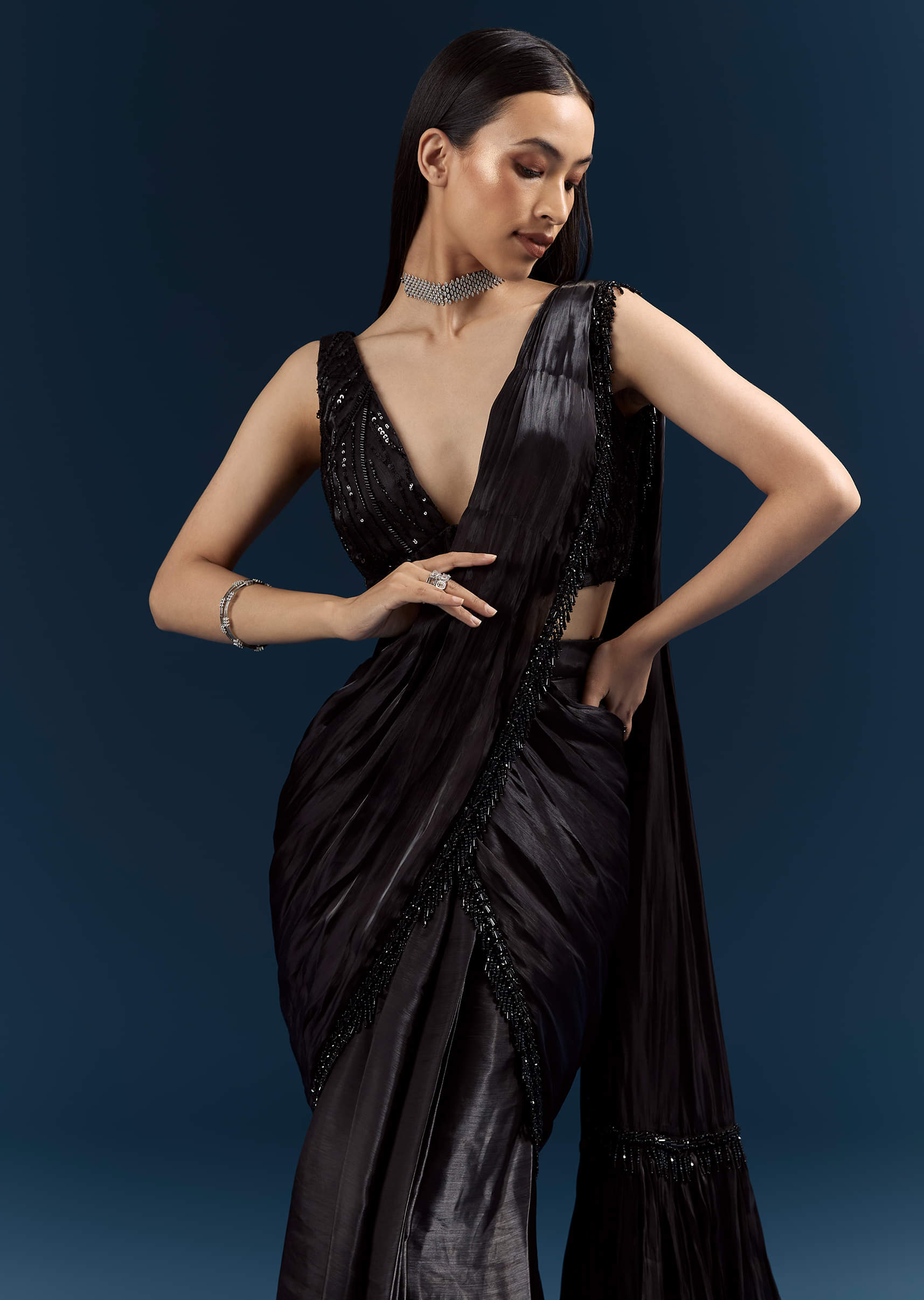 black_organza_ready_pleated_saree_with_heavy-sg339887-6_2.jpg