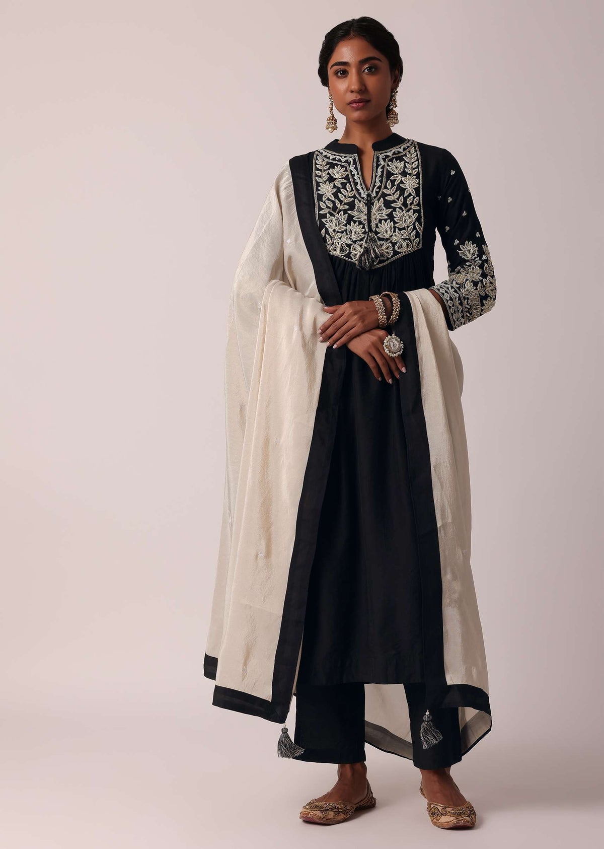 black_pant_set_with_pearl_embroidered_kurta_-sg207610_7_ebedd56d-fa6e-40f5-acb5-a99c70204e96.jpg