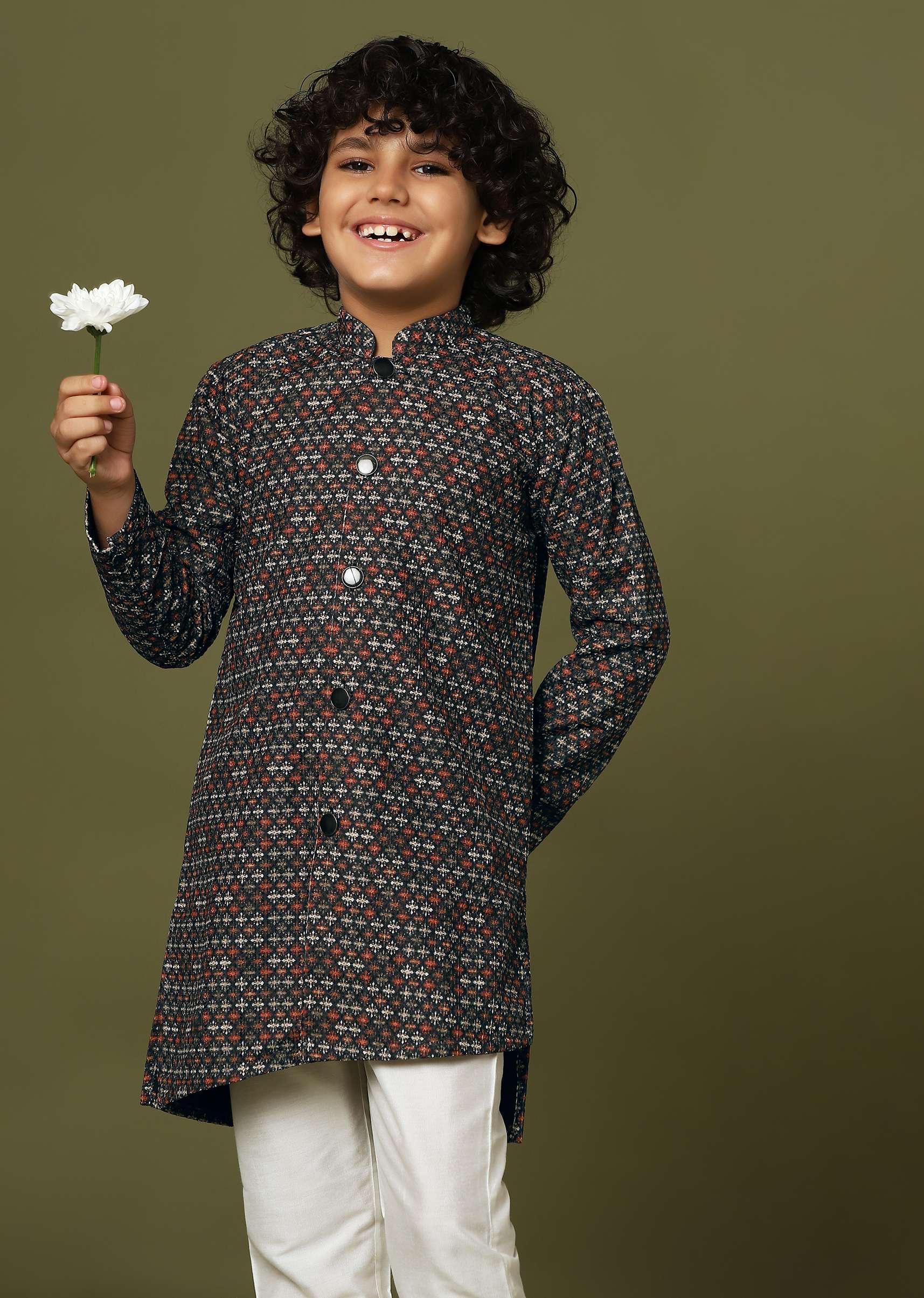 black_printed_kurta-sg161235_4_5992b7c5-9966-4e52-871c-392f399429c9.jpg