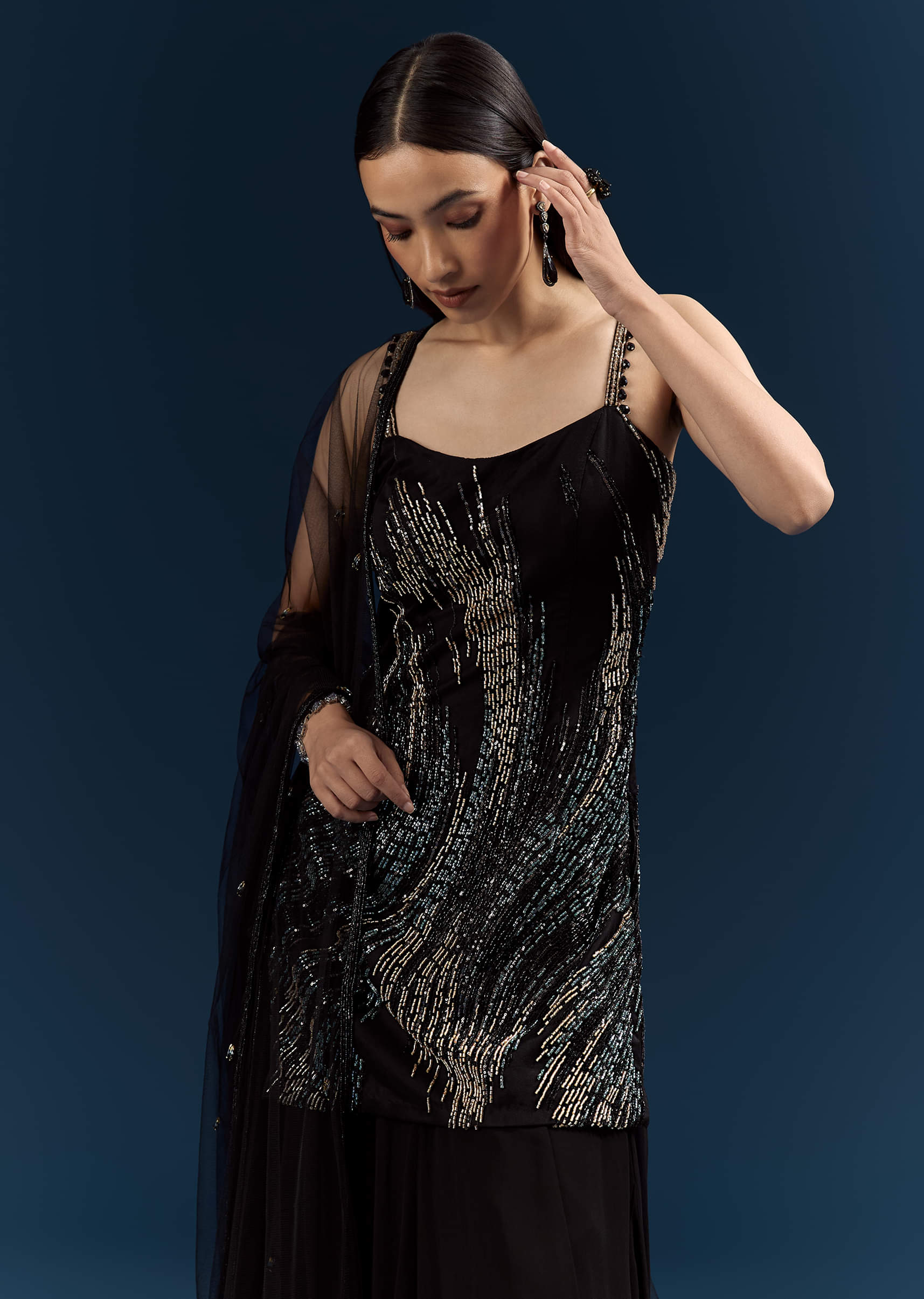 black_sequins_sharara_suit_with_cutdana-sg349991-6_2.jpg