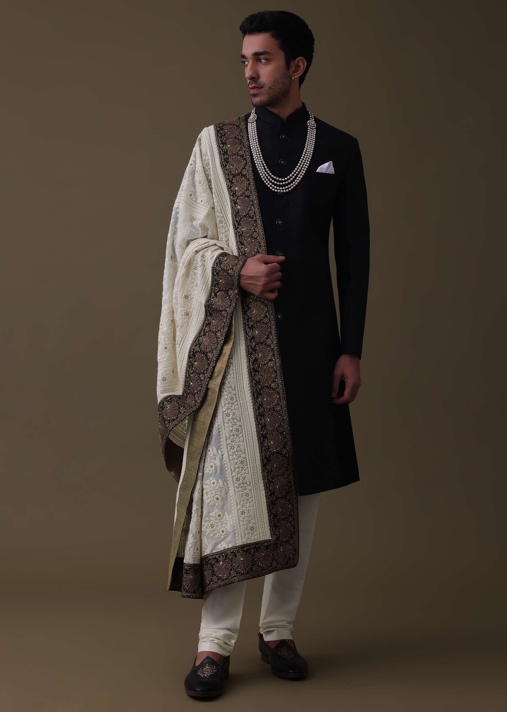 black_sherwani-sg147719_2_be4d73a2-17a6-4ac4-82ff-9bebafce2523.jpg