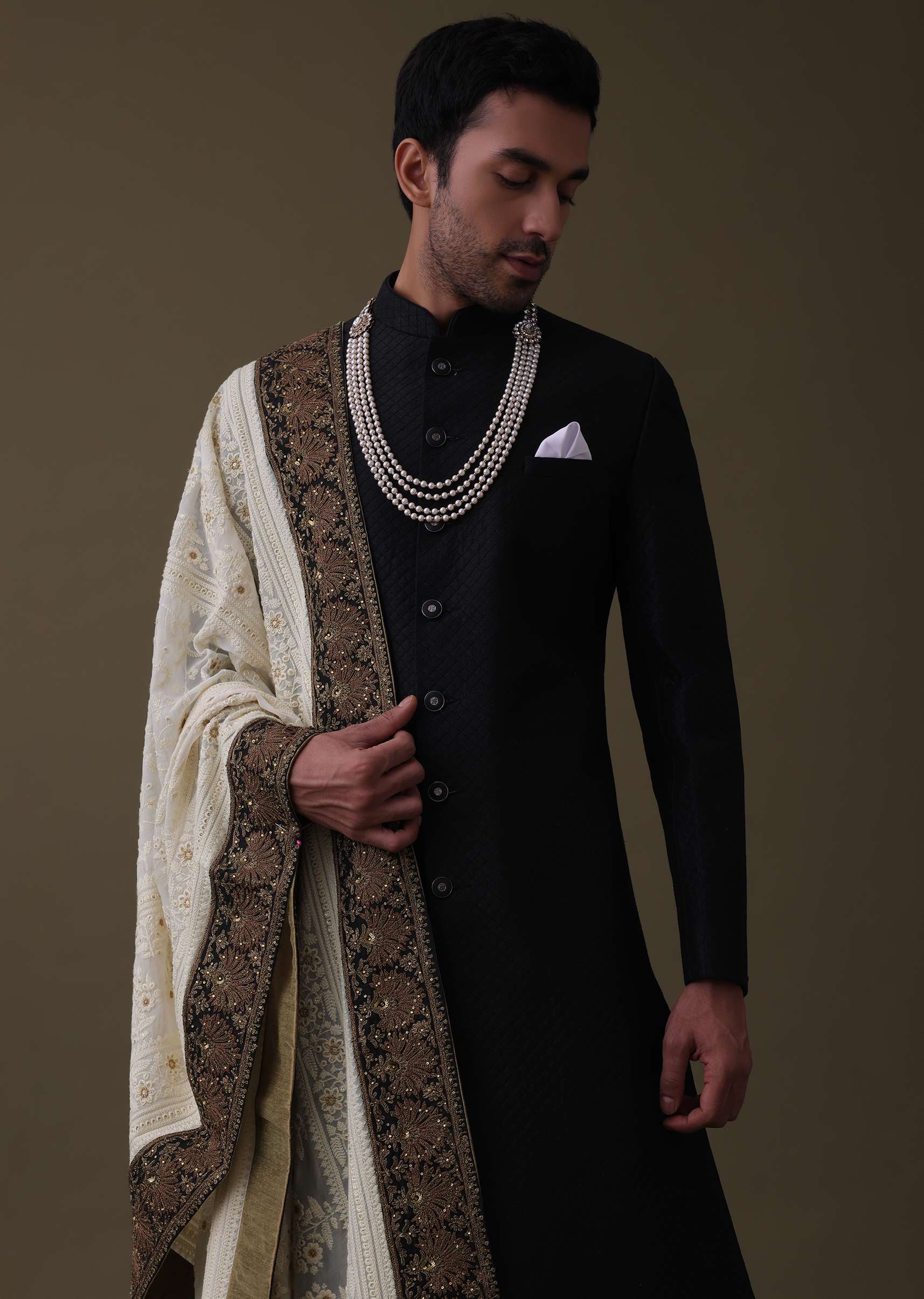 black_sherwani-sg147719_4_2e7a1533-fa5d-4556-bc0e-a0a06d9b28ce.jpg