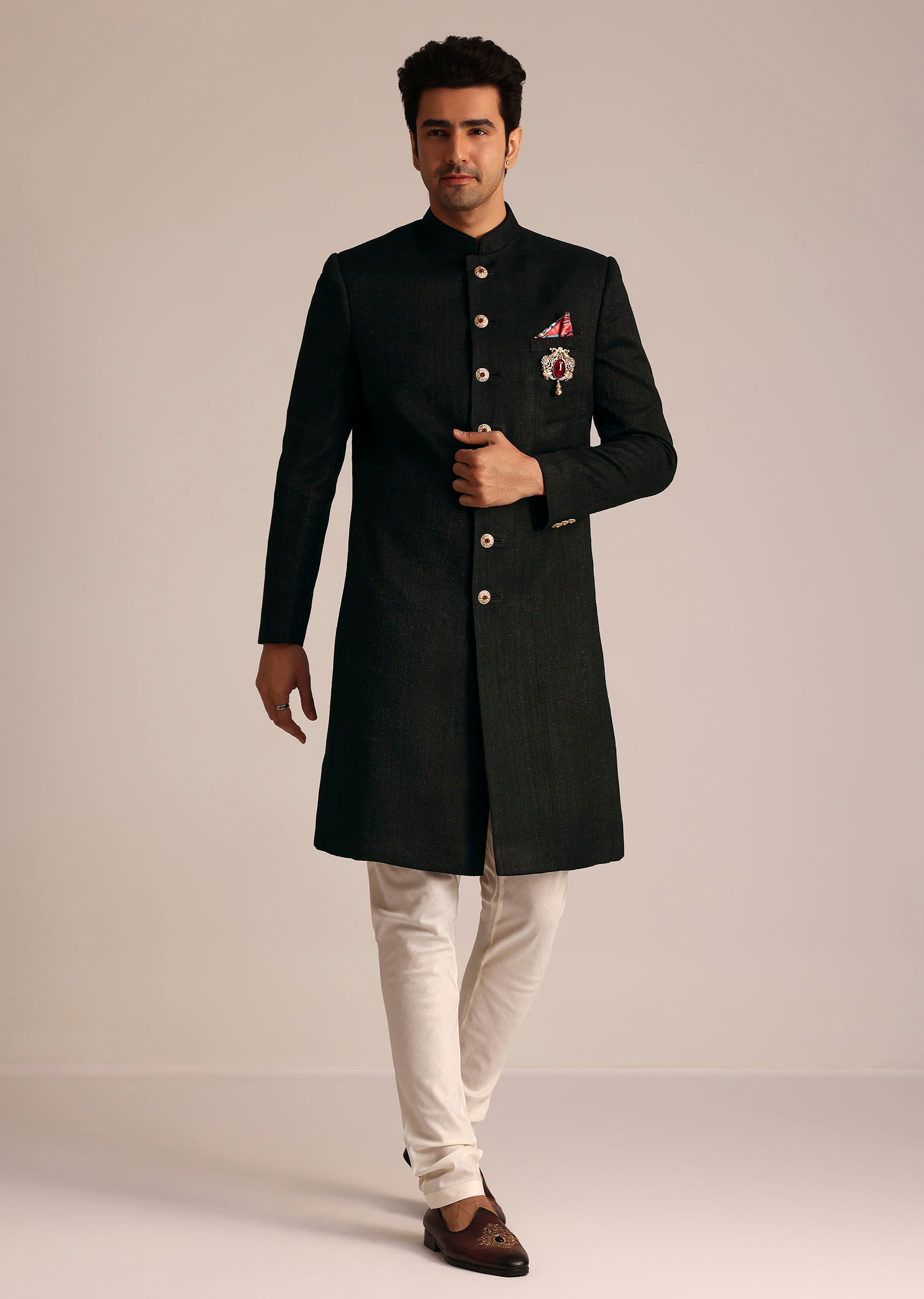 black_sherwani_set_with_contrasting_bottom-sg270063_7_e92754fd-3701-4863-bc69-750e728328c2.jpg