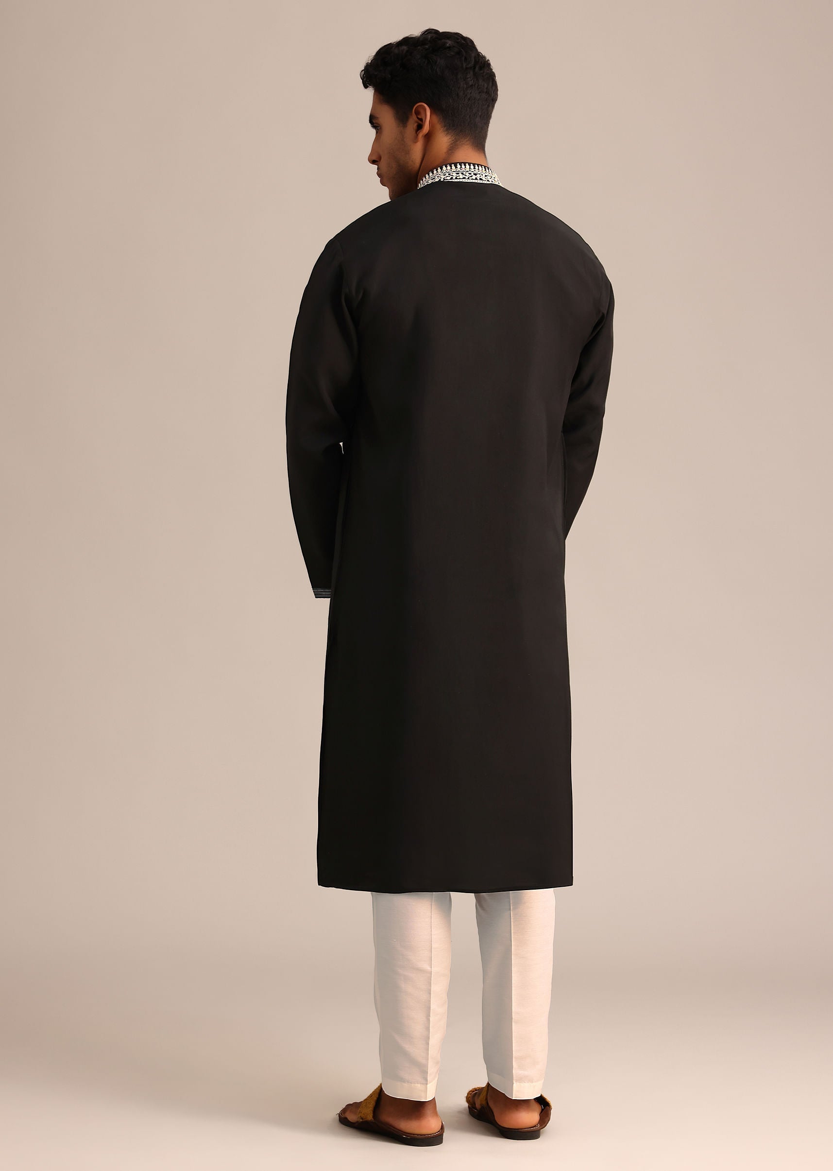 black_silk_mandarin_collar_kurta_set_with_embroidered_yoke-sg262927_2_a3265212-6852-41cc-9b63-e7824d5f90c0.jpg