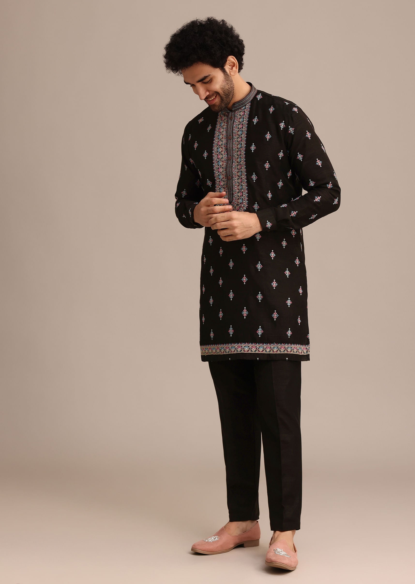 black_silk_resham_embroidered_kurta-sg273112_7_5ee5ae98-9262-469d-b2aa-aec8e97fe356.jpg