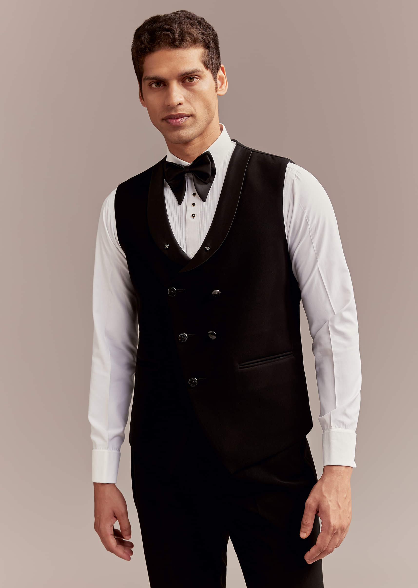 black_tuxedo_for_men_with_modern_geometric-sg356326-1_7.jpg