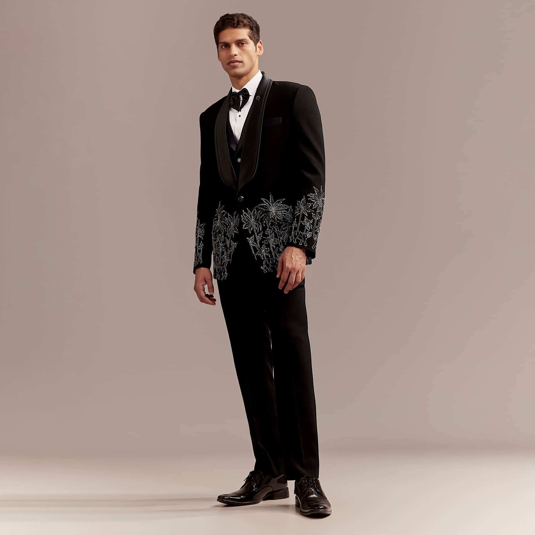 black_tuxedo_for_men_with_silver_palm_and_tiger-sg356342-1_2.jpg