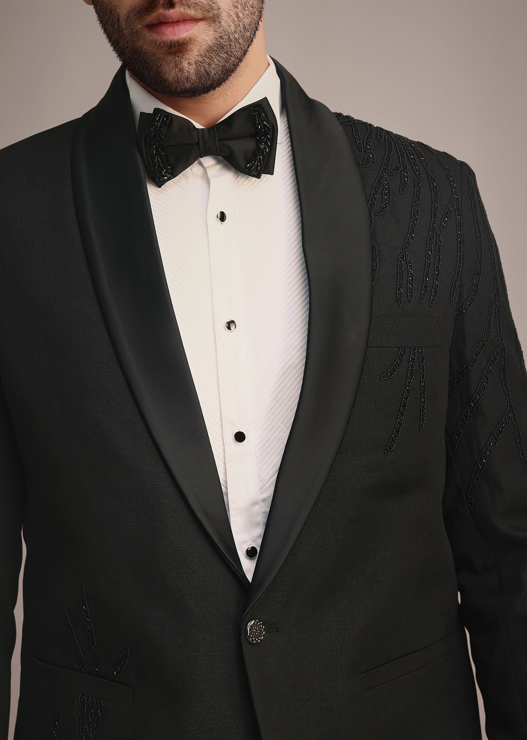 black_tuxedo_with_hand_work-sg252599_4_b5235cfc-1344-4f4c-8bfb-13e0c12db8e8.jpg