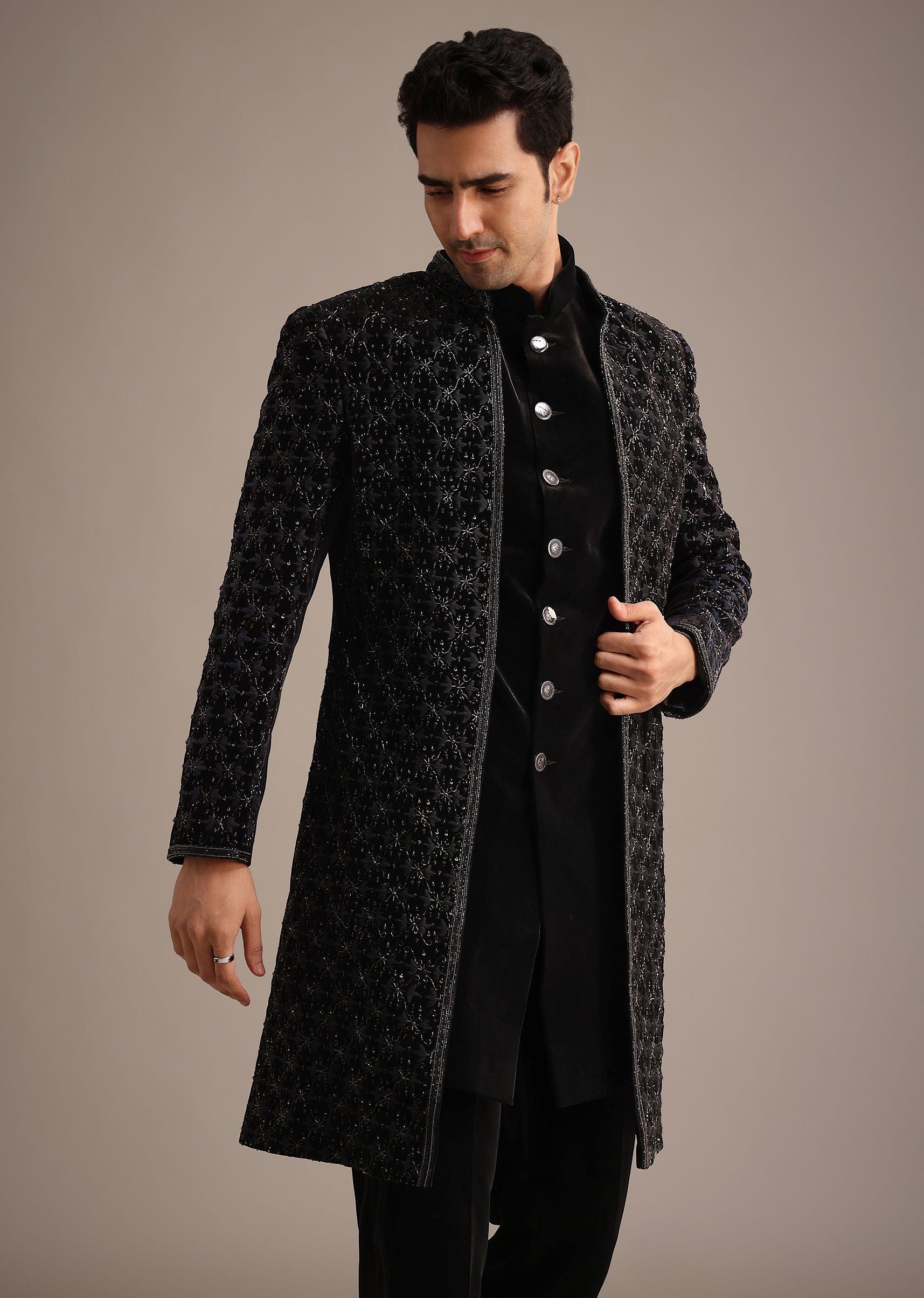 black_velvet_indowestern_set_with_sequin_work-sg259058_5_5d44211f-c36f-4933-9f35-c062310d7f73.jpg