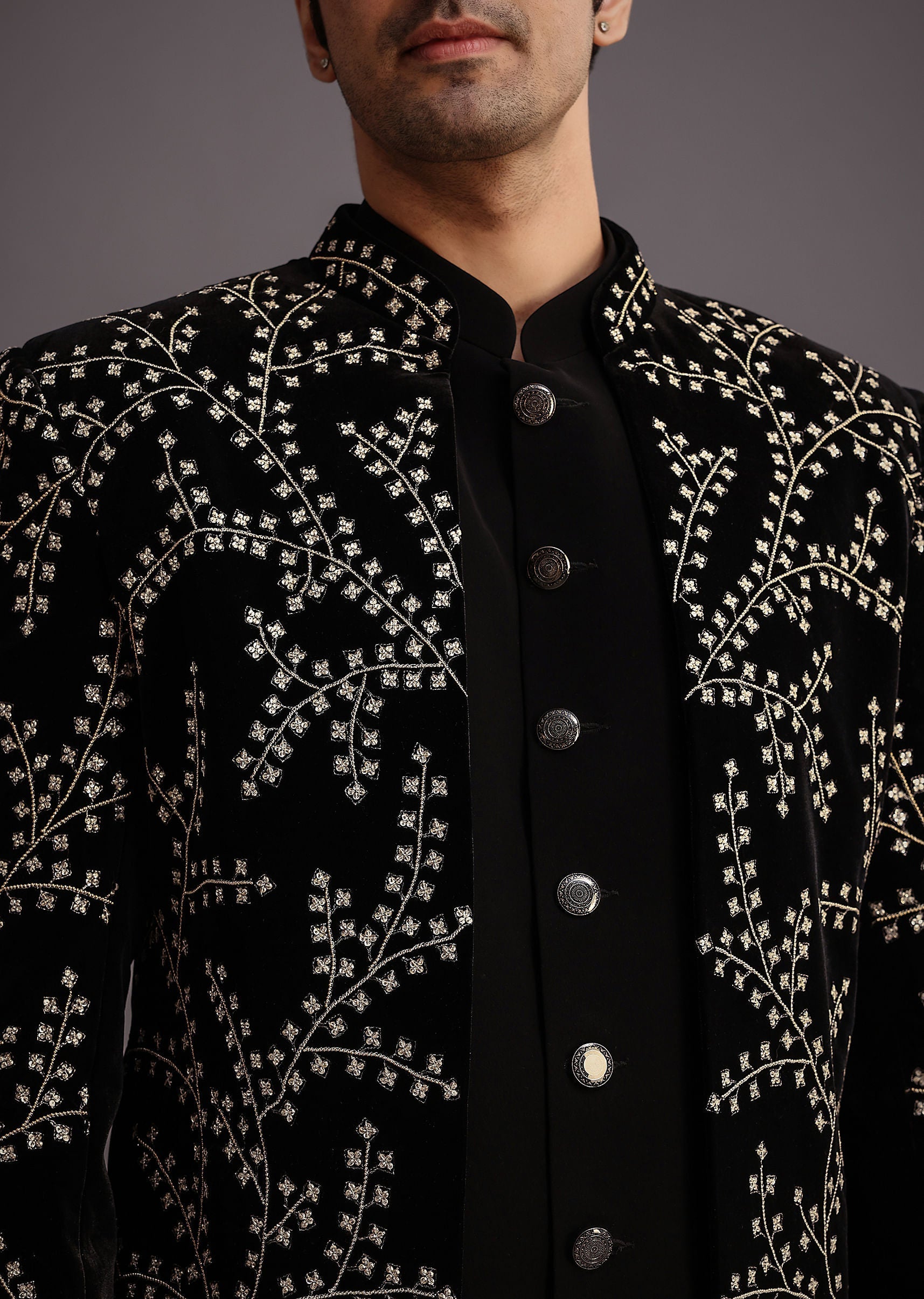 black_velvet_zari_embroidered_indowestern_trouser_suit-sg259050_5_a8fc45e5-9721-49c3-9ad4-f2da06a042ab.jpg