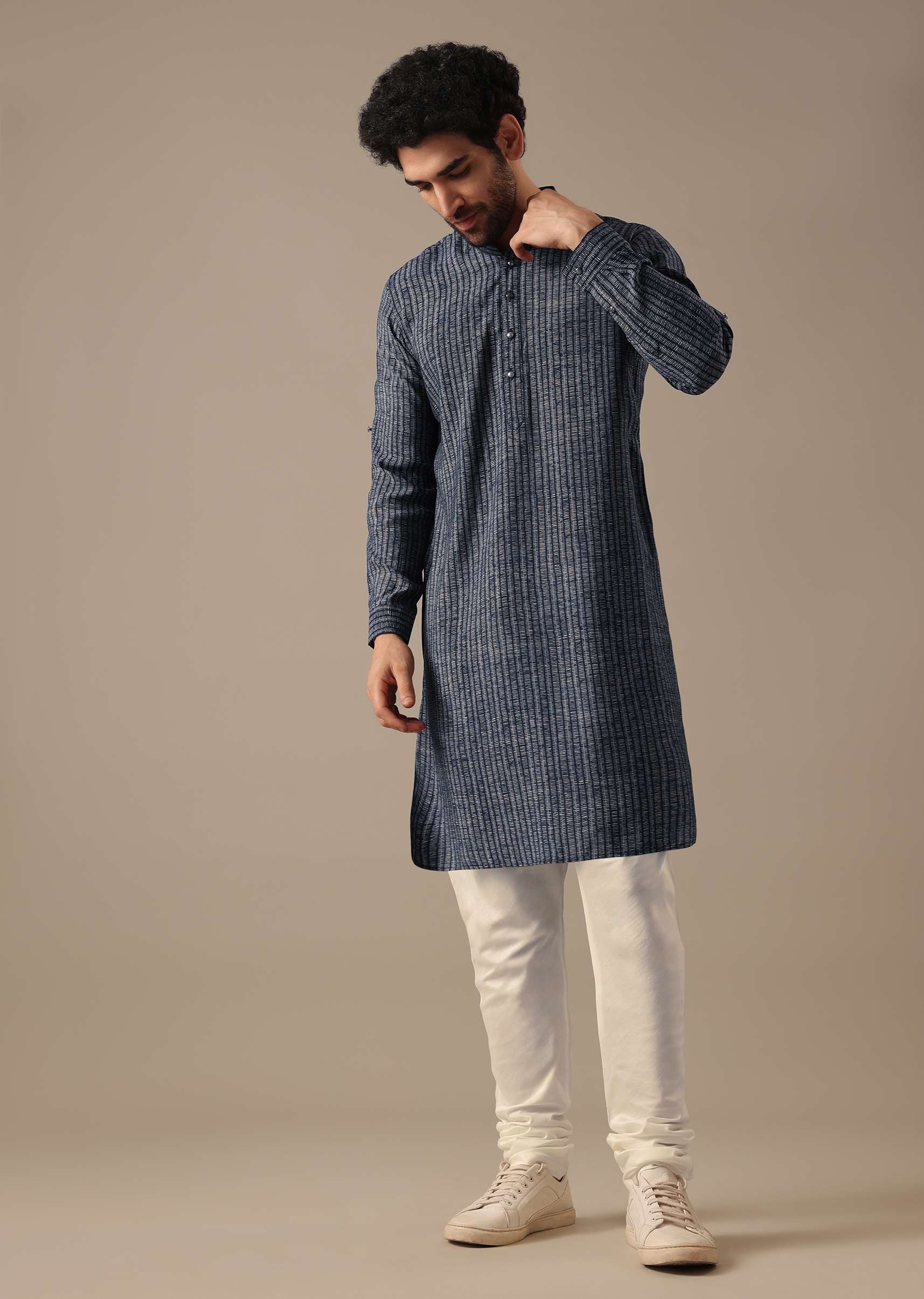 blue-bandhani-print-bundi-_-kurta-set-in-silk-sg176220_8_5a18fb66-abc2-434a-89bb-29987d9481c3.jpg