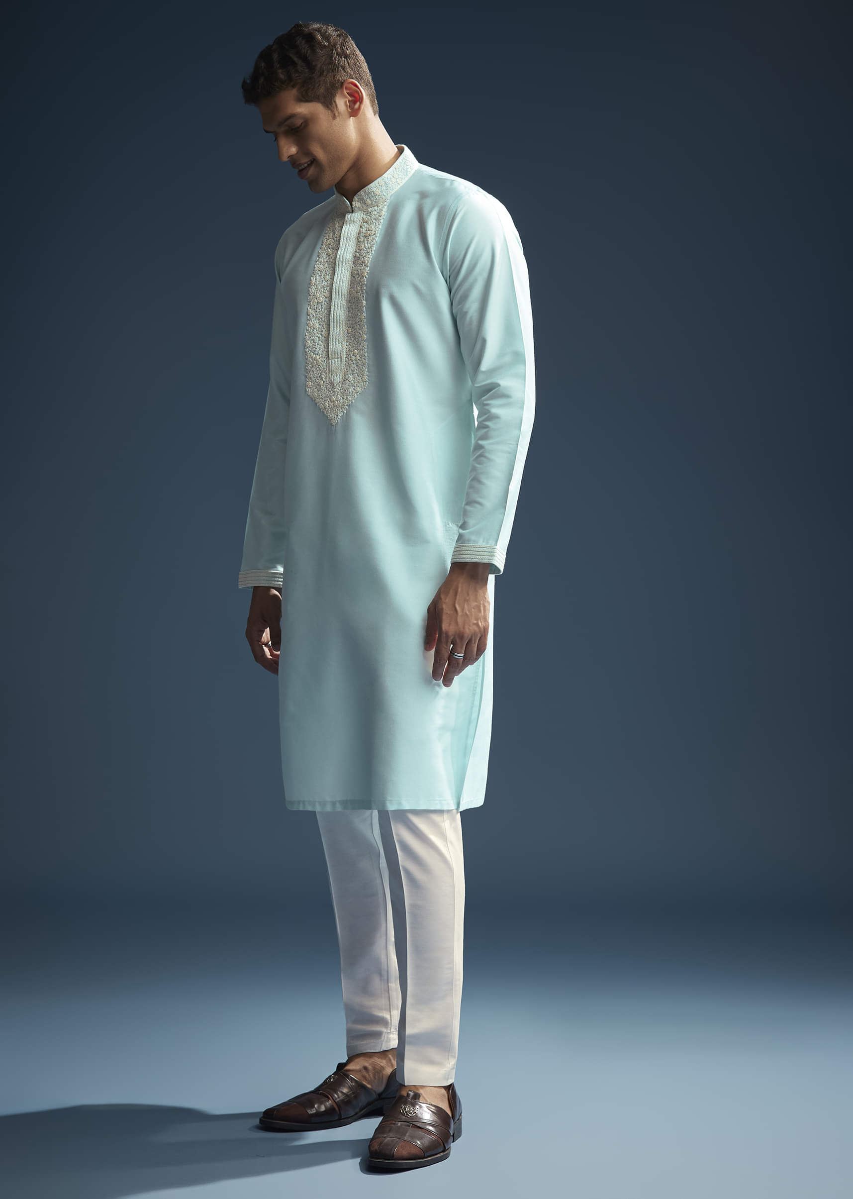 blue-chanderi-kurta-set-for-men-with-kashmiri-hand-work-sg325872-4.jpg