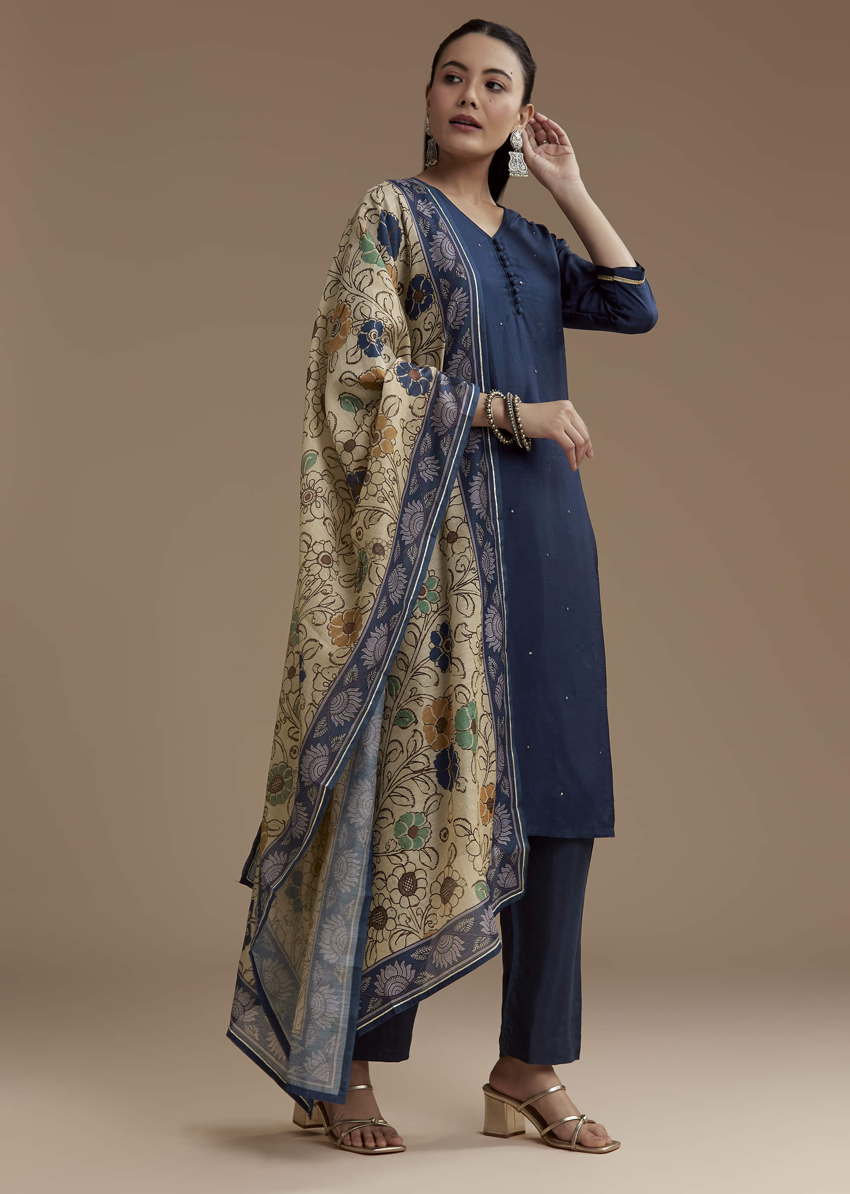 blue-cotton-foil-mirror-kurta-set-with-kalamkari-dupatta-sg362002-1_51141112-f9e5-4825-82fb-2d6e9a5d4417.jpg