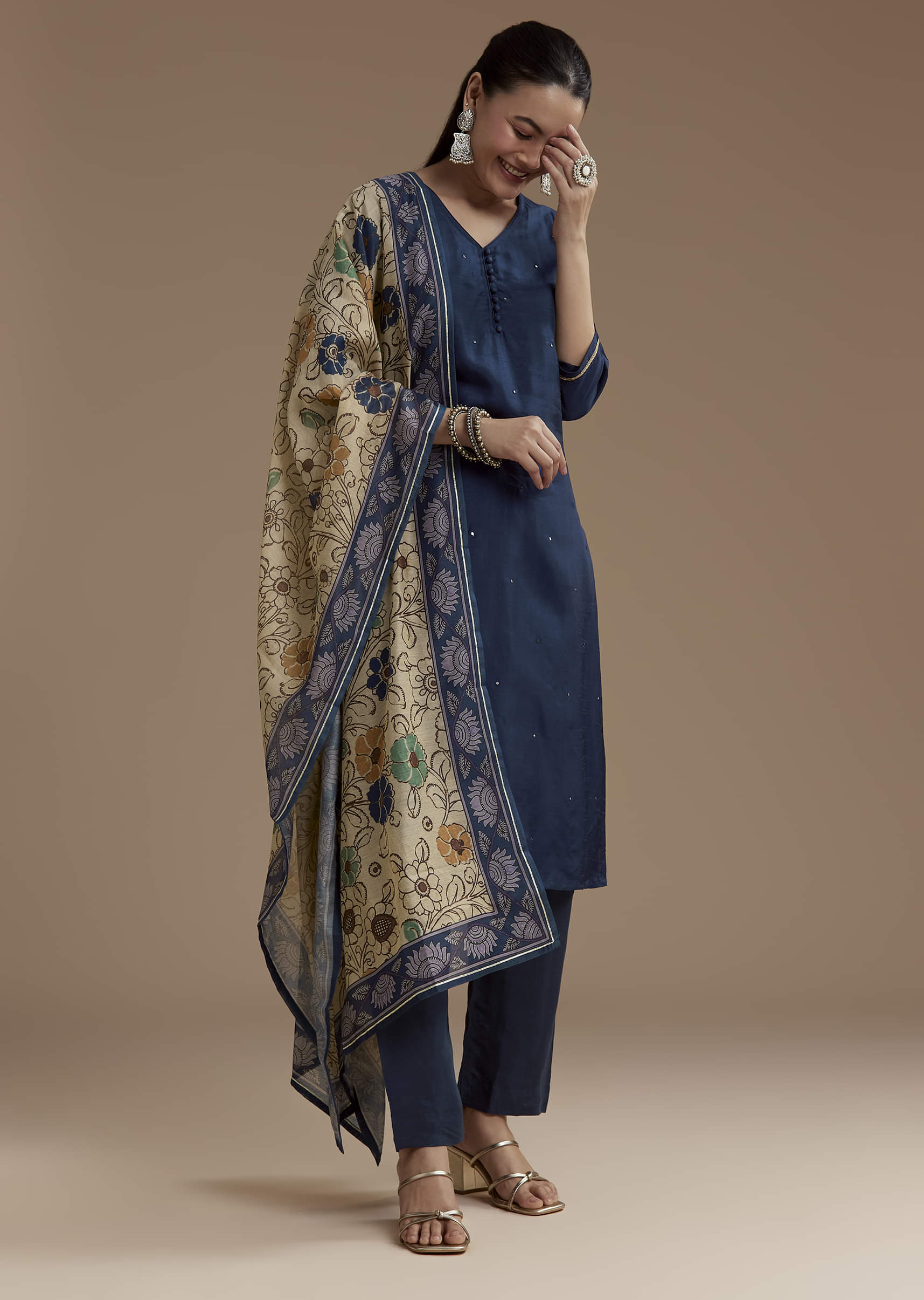 blue-cotton-foil-mirror-kurta-set-with-kalamkari-dupatta-sg362002-3_f14f8e9b-8508-4296-95f2-26d5fd59a4cf.jpg