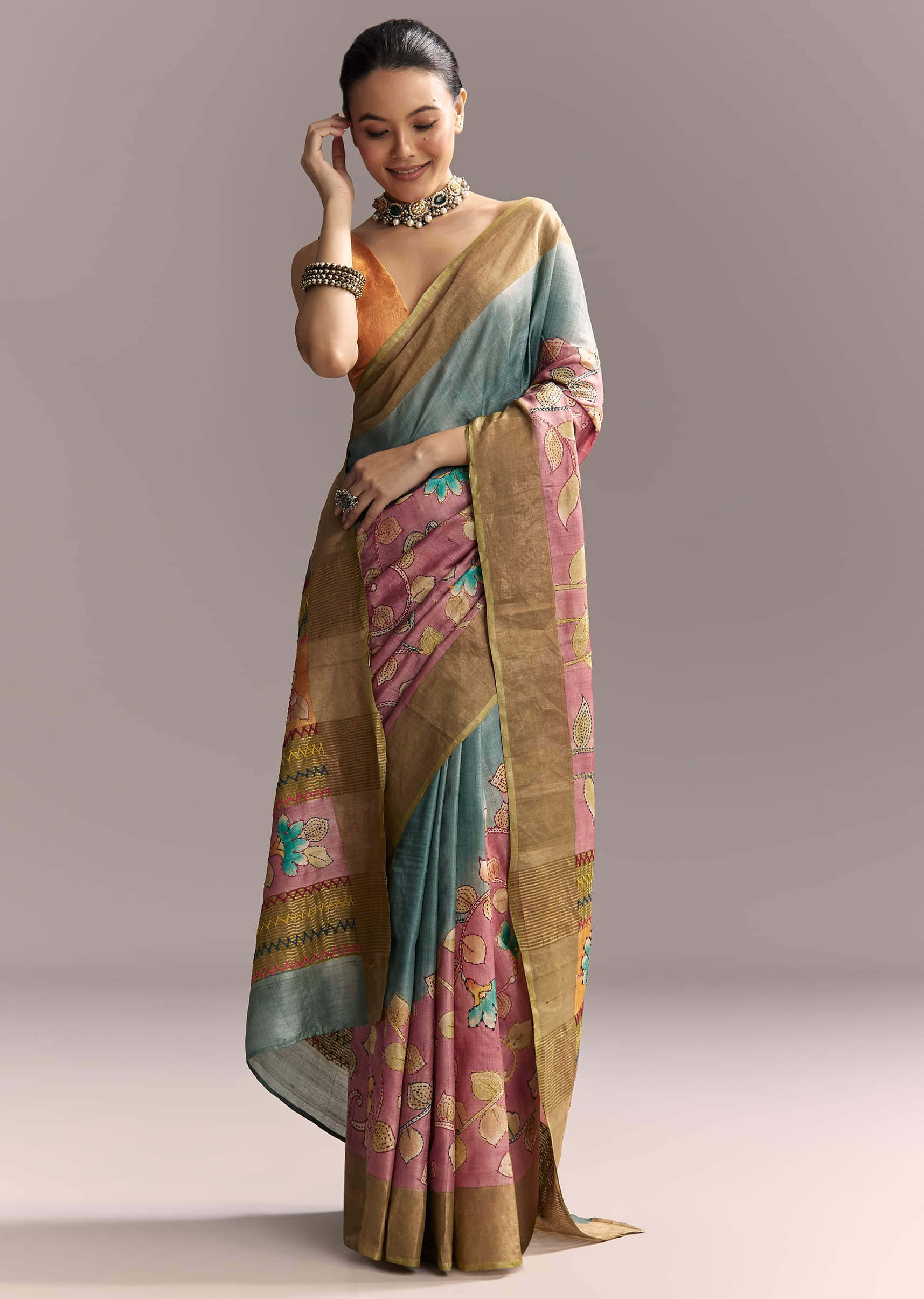 blue-cotton-saree-with-hand-painted-motifs-and-brown-border-sg317776-3.jpg