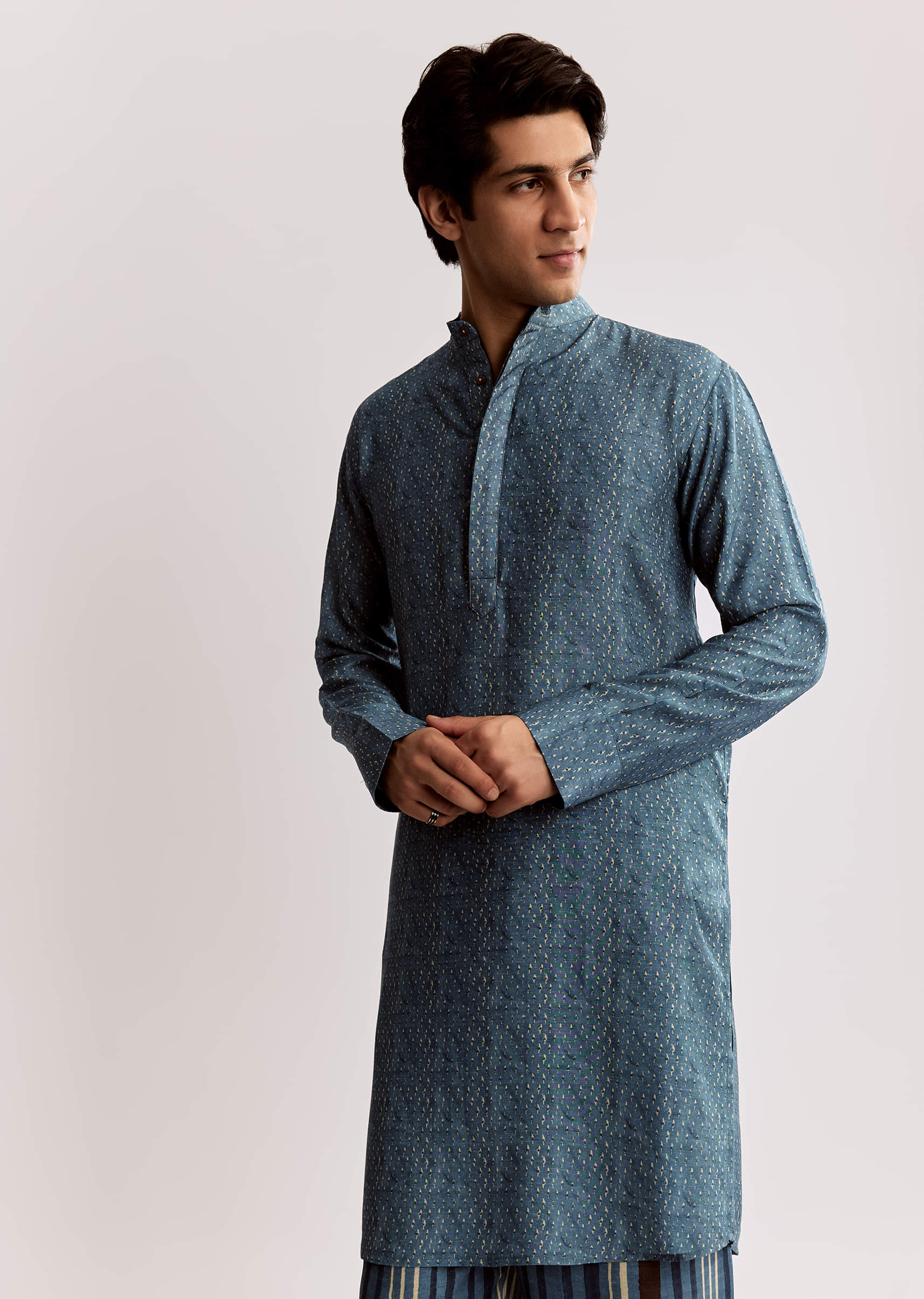 blue-linen-kurta-jacket-set-with-ajrakh-print-sg318175-6_23fa396d-63b5-491c-b93e-6740603a2297.jpg