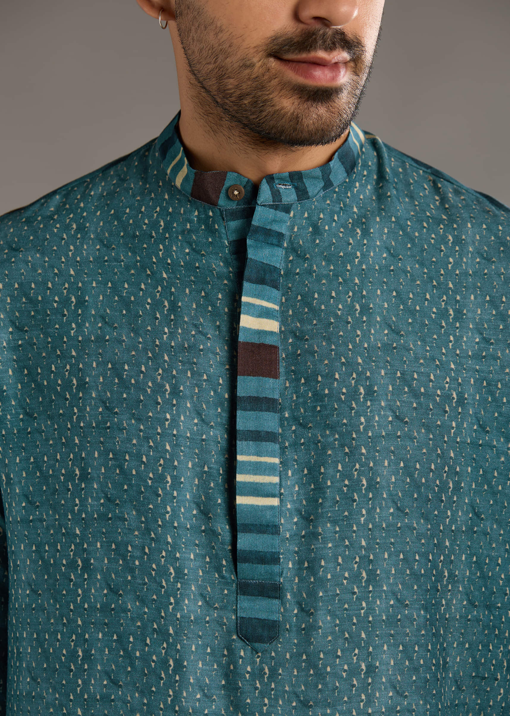 blue-linen-kurta-set-for-men-with-hand-block-ajrakh-print-sg359244-2.jpg