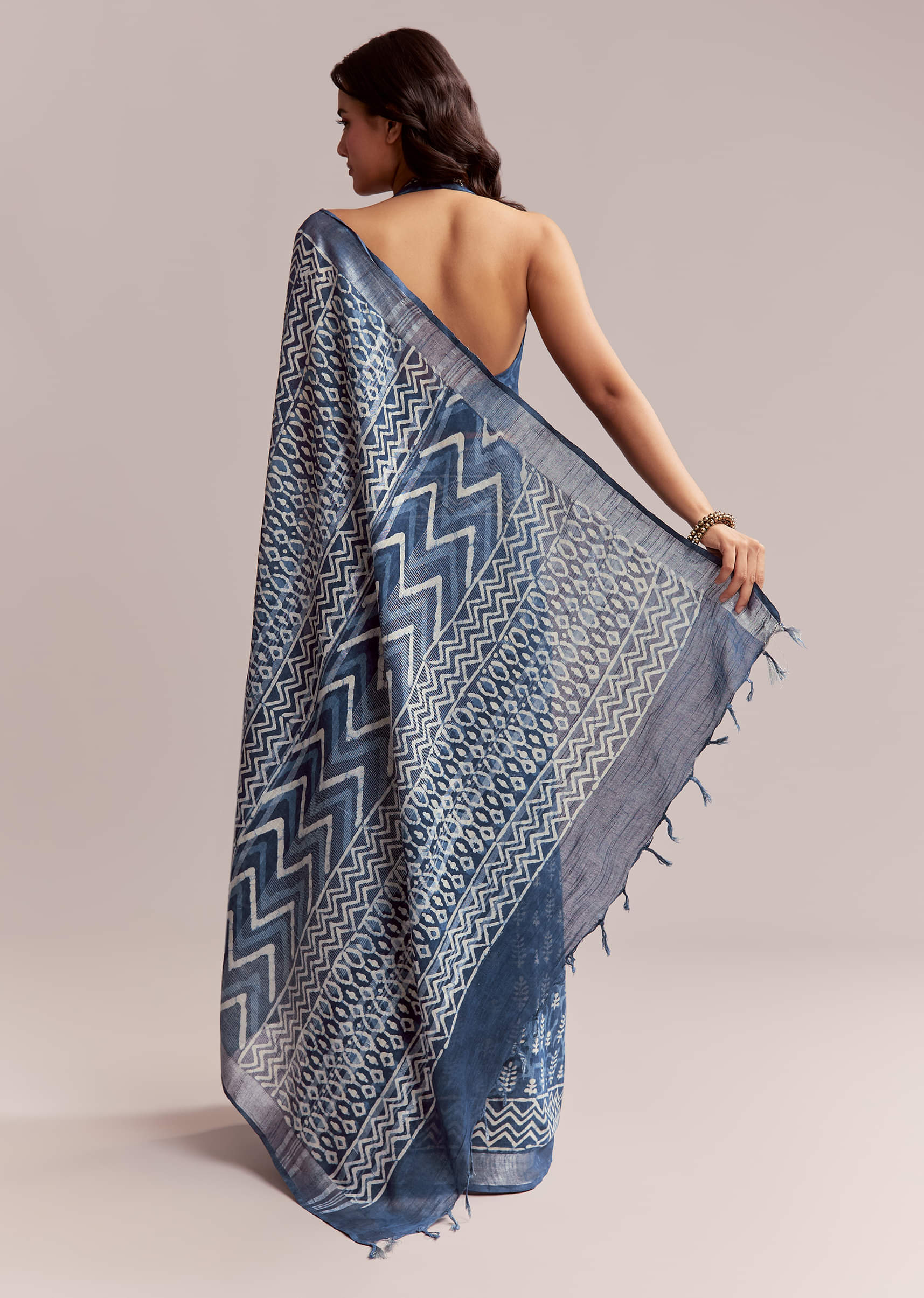 blue-linen-printed-saree-with-heritage-ajrakh-leaf-print-sg311986-6.jpg