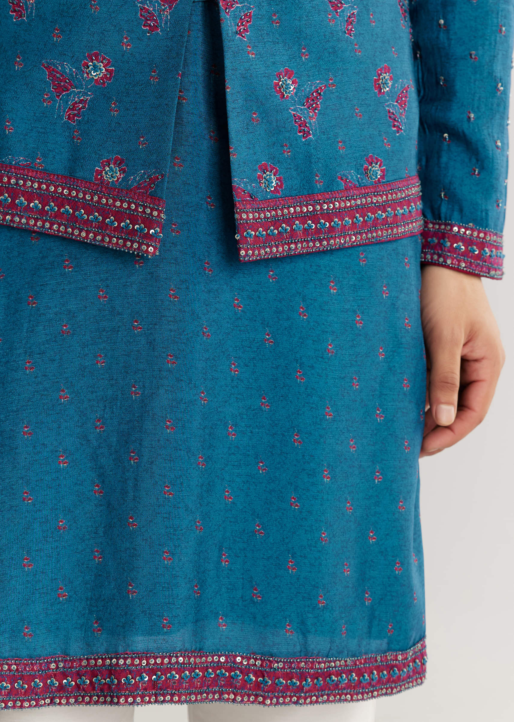blue-silk-cutdana-embroidered-kurta-jacket-set-sg323456-5_49e3a778-a080-4cad-85f1-9a0b136ba355.jpg
