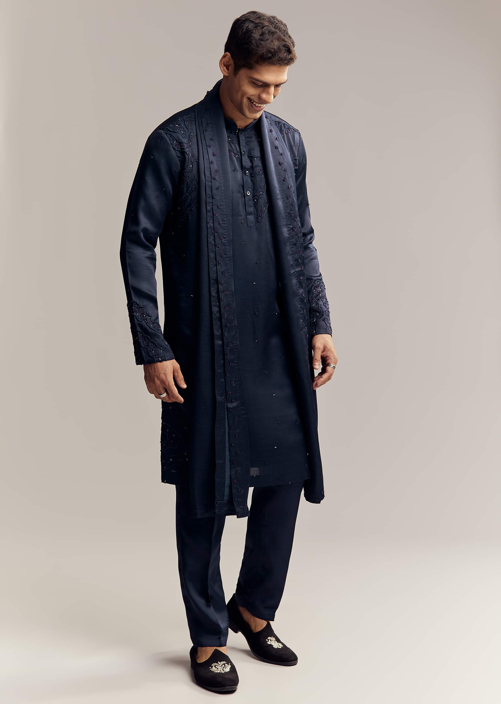 blue-silk-hand-embroidered-kurta-set-for-men-sg321860-4_8.jpg