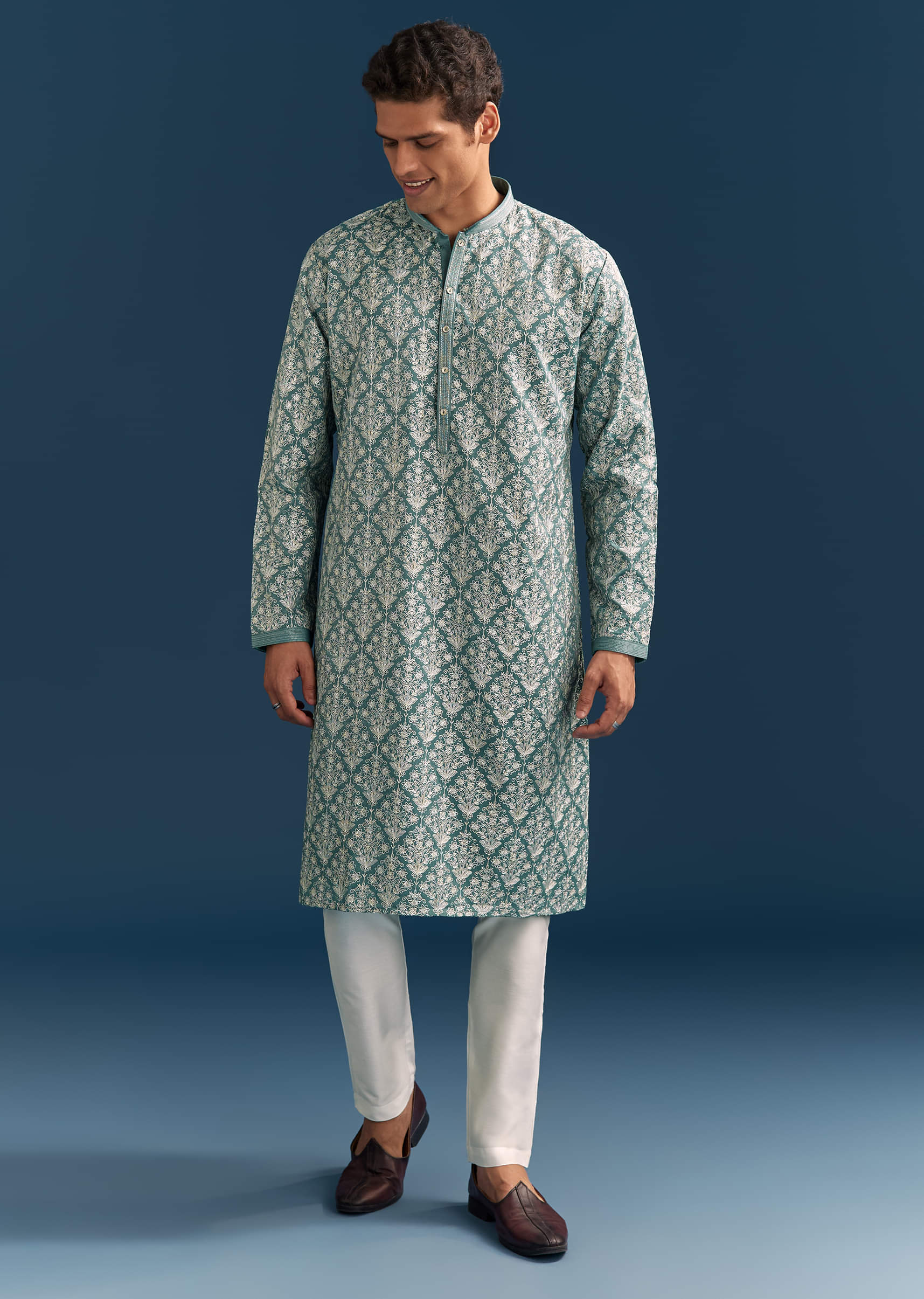 blue-silk-printed-kurta-set-for-men-with-thread-work-sg330014-2.jpg