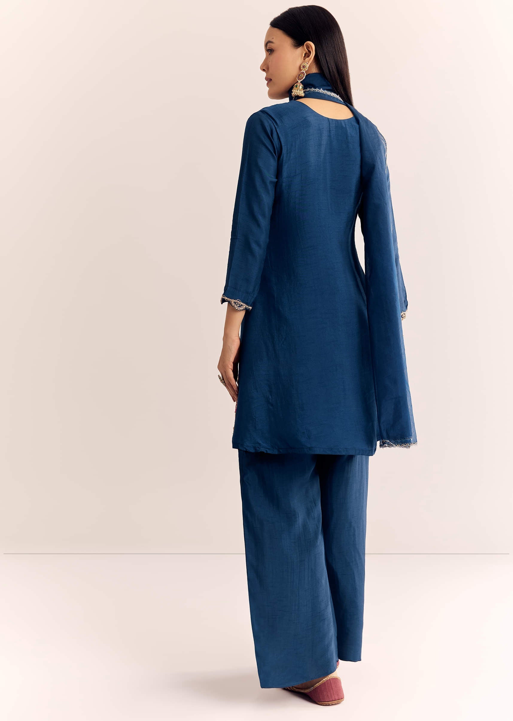 blue-zardosi-work-dola-silk-kurta-set-with-dupatta-in-organza-sg324475-5_163c03a3-8886-4a0d-b6e0-a6a5e31fa9f6.jpg