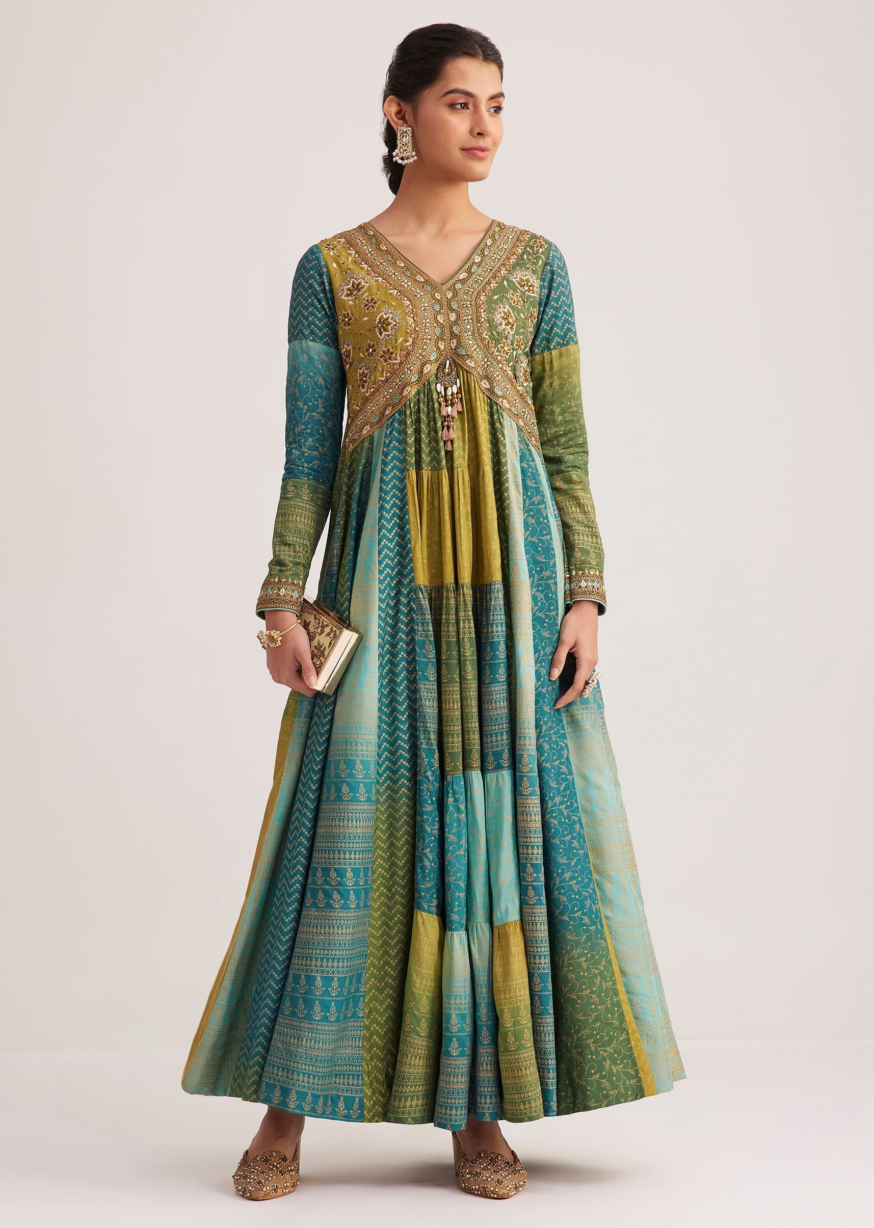 blue_and_green_silk_kurta_with_indie_print-sg297248_9.jpg