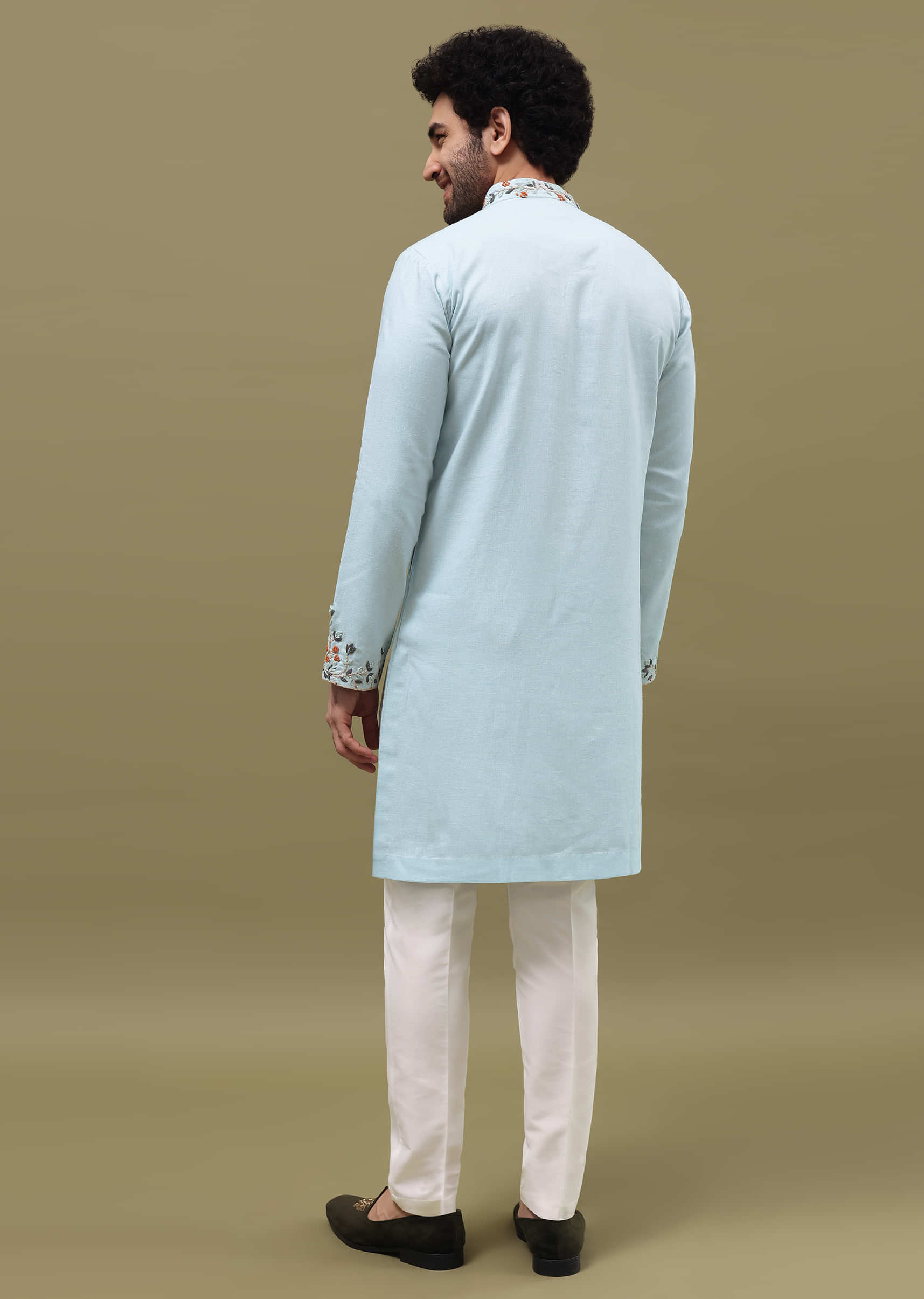 blue_bud_embroidered_linen_kurta_set_for_men-sg228774_3_5c2be28f-689f-417d-9c0d-b62f57f60964.jpg