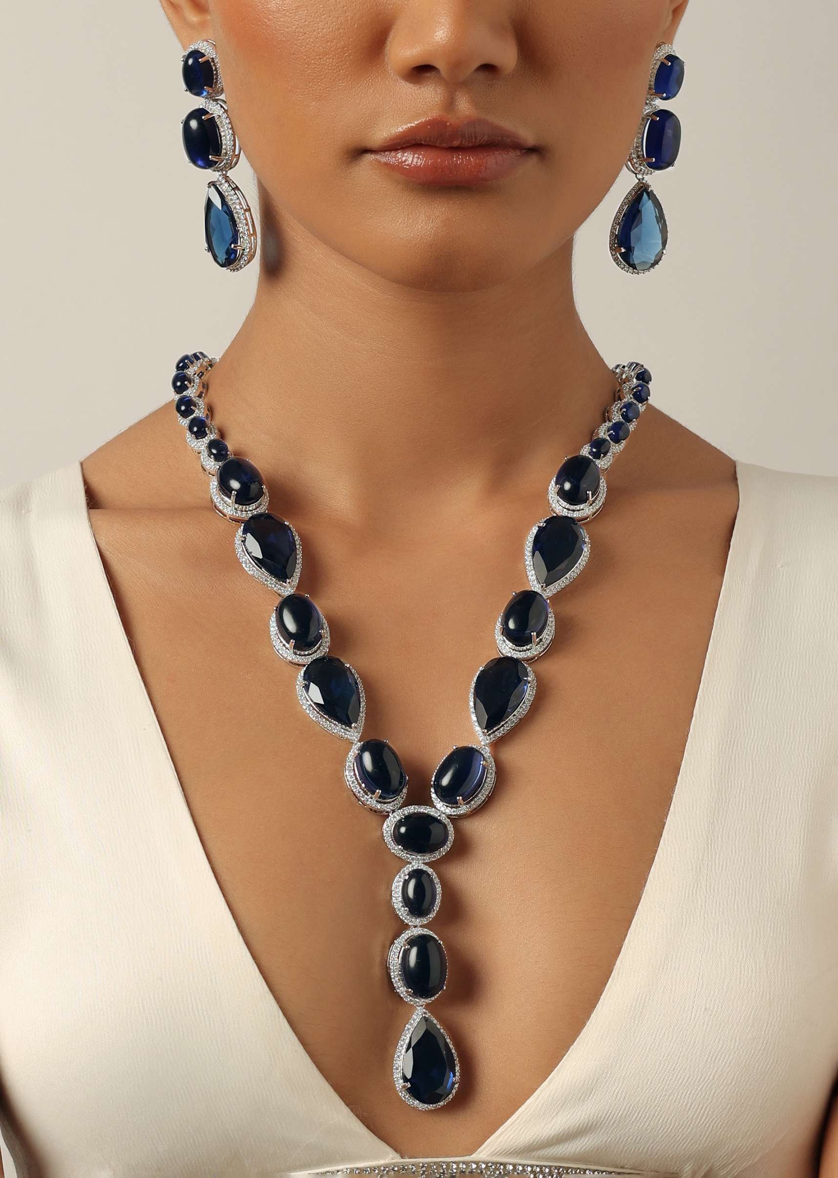 blue_long_stone_studded_pendant_necklace-sg181116_4_b7032439-b1ab-4b1c-97c4-5de0c4060eb8.jpg